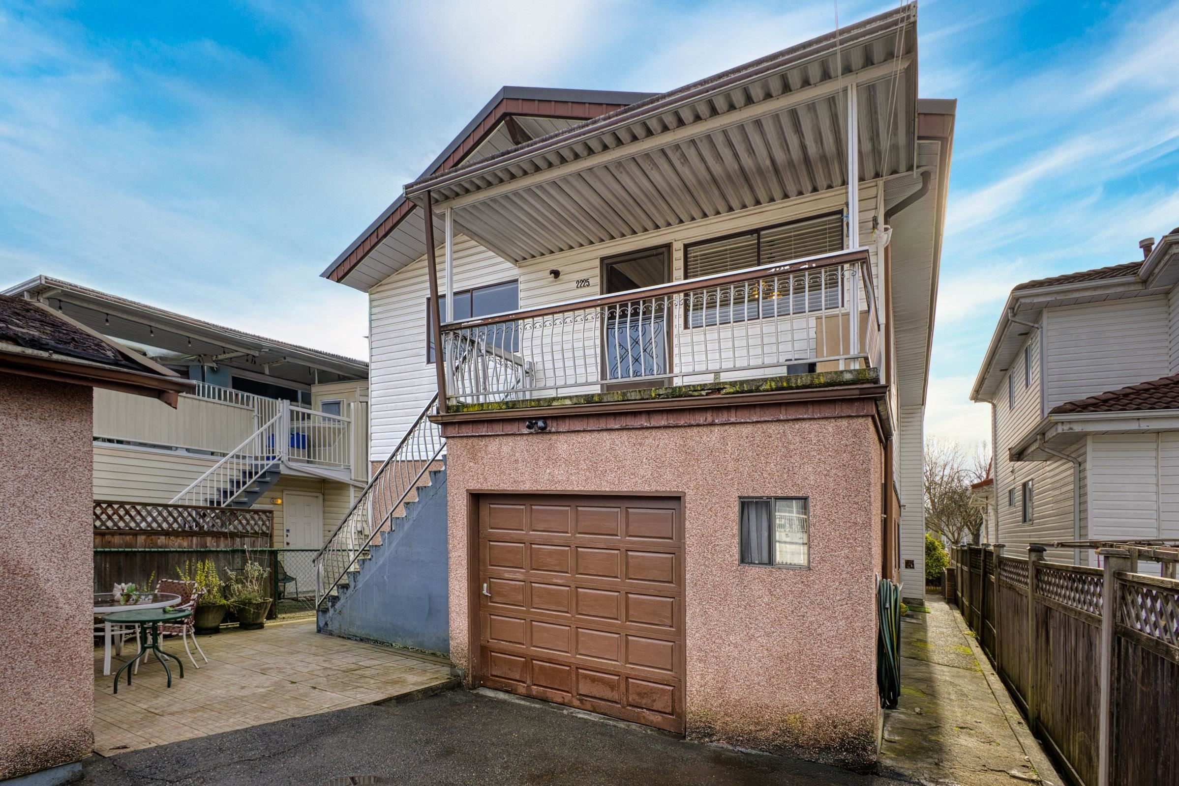 2225 35Th Avenue E, Vancouver, BC