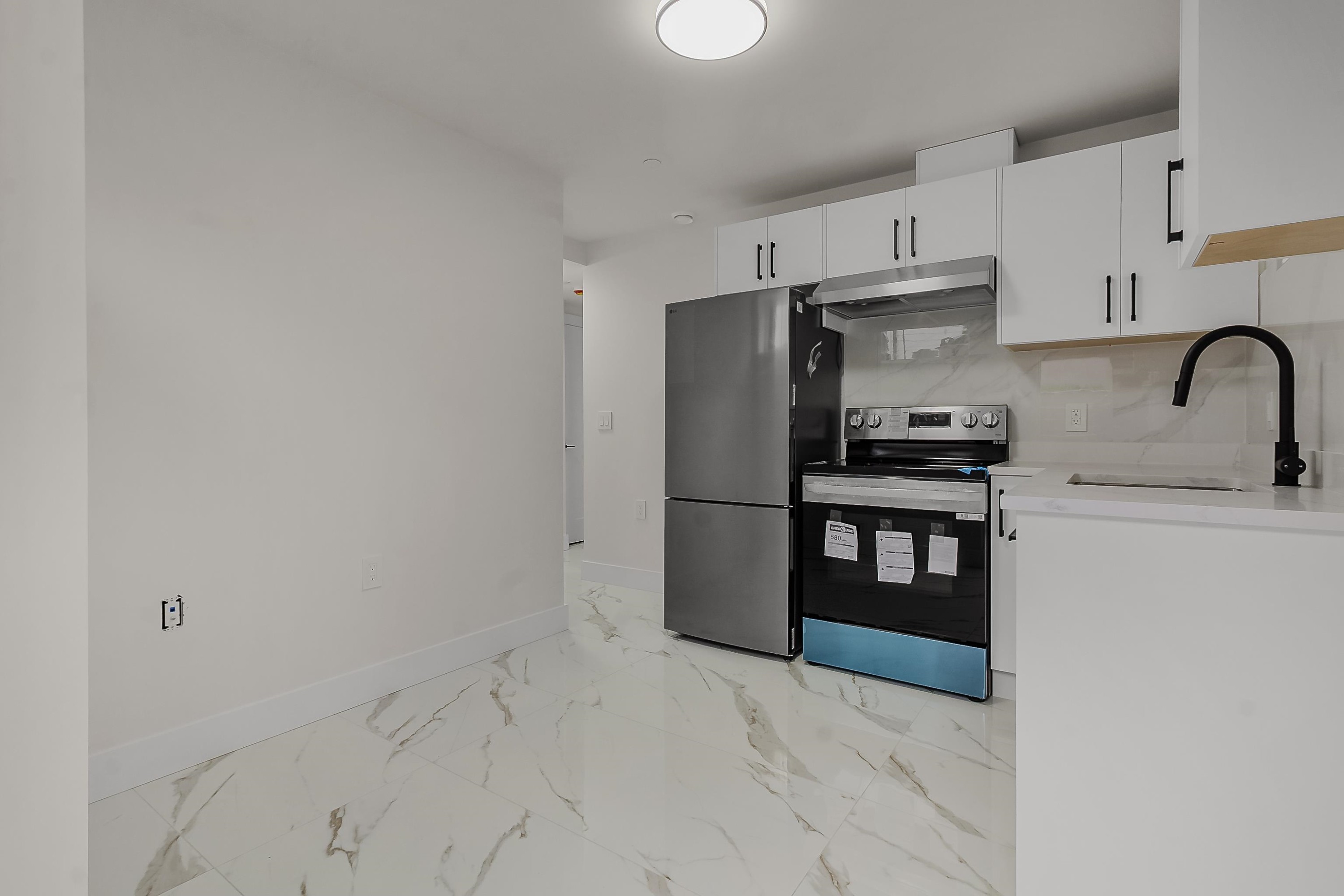 583 60Th Avenue E, Vancouver, BC