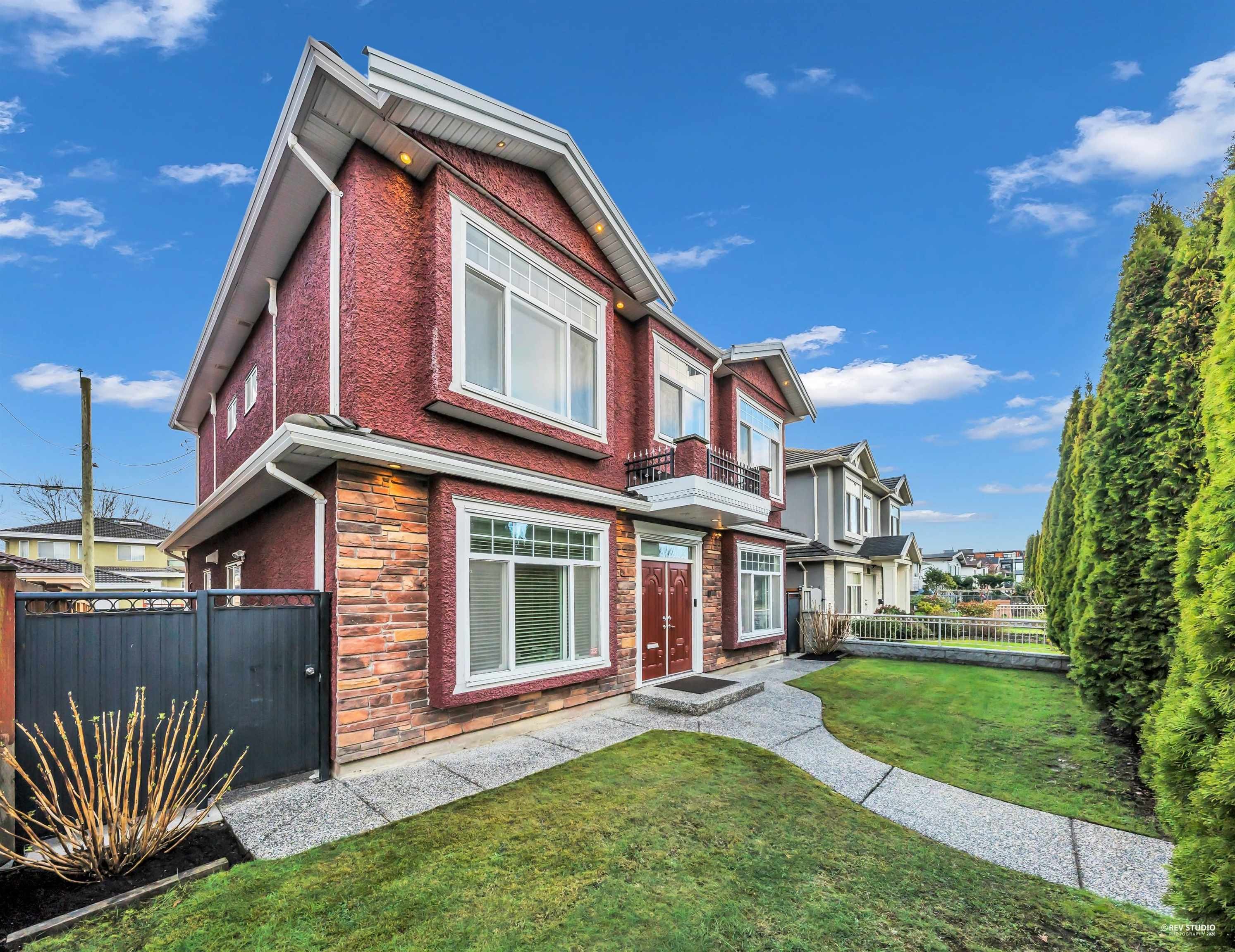 2160 54Th Avenue E, Vancouver, BC