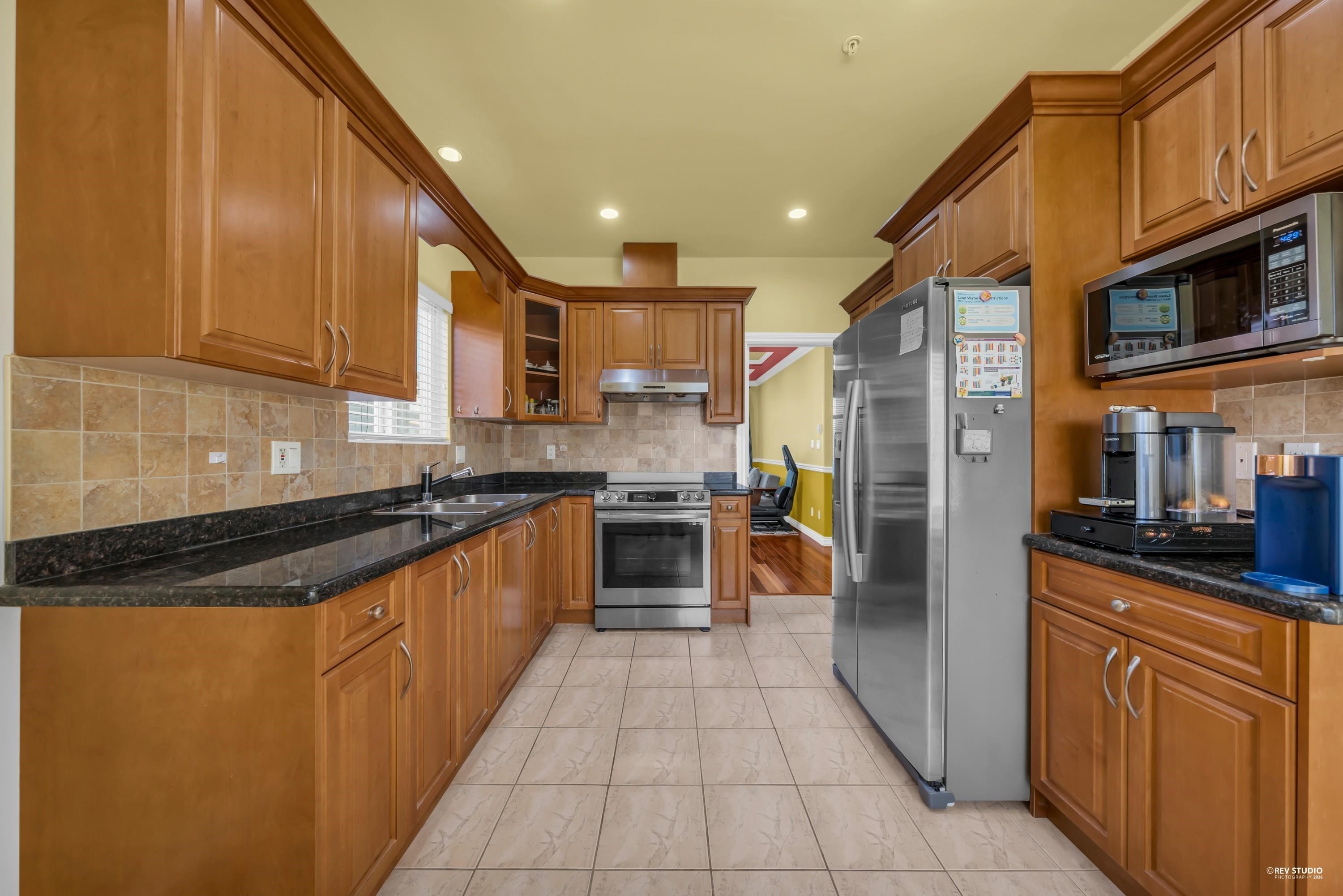 2160 54Th Avenue E, Vancouver, BC
