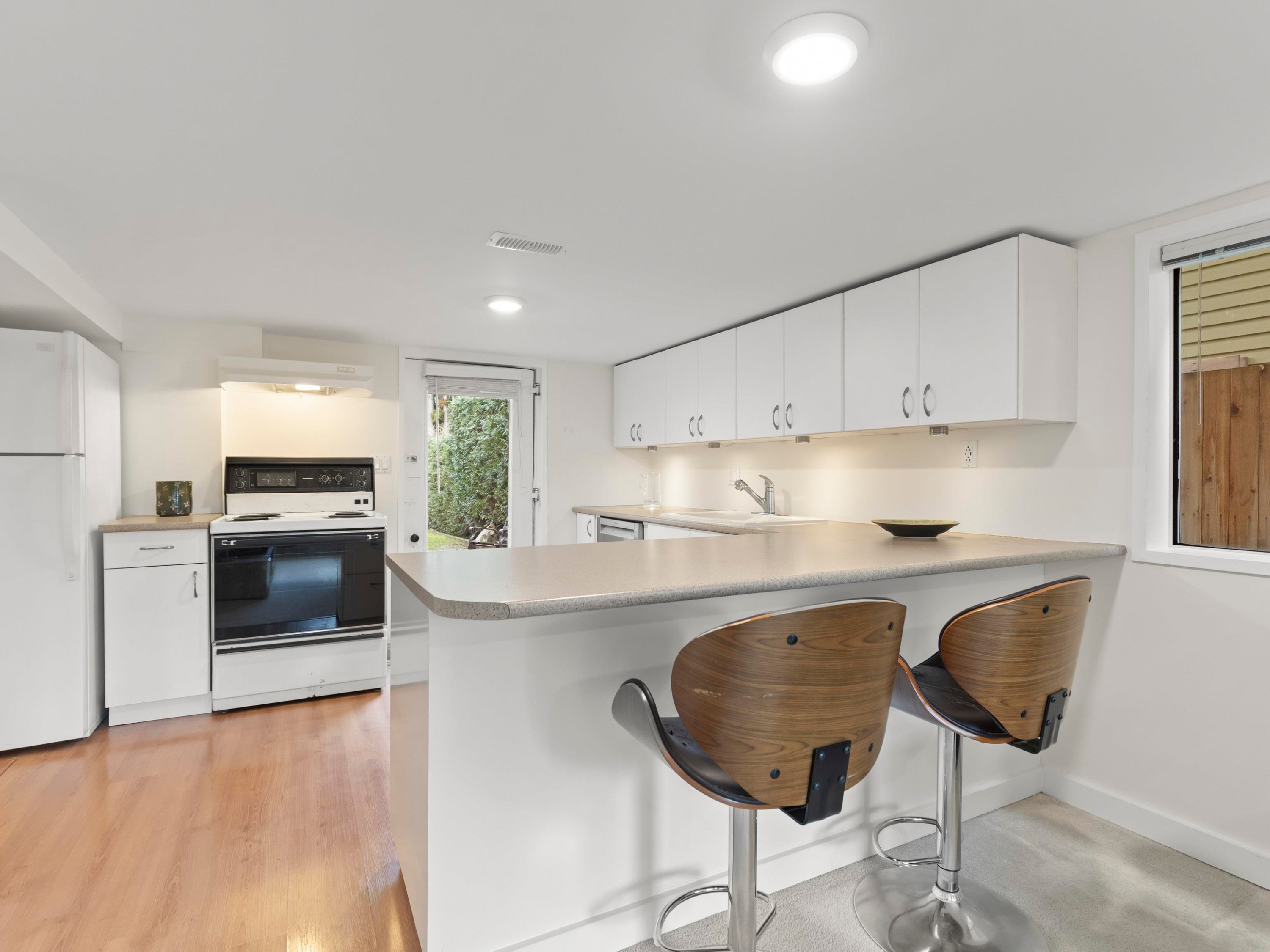 829 14Th Avenue E, Vancouver, BC