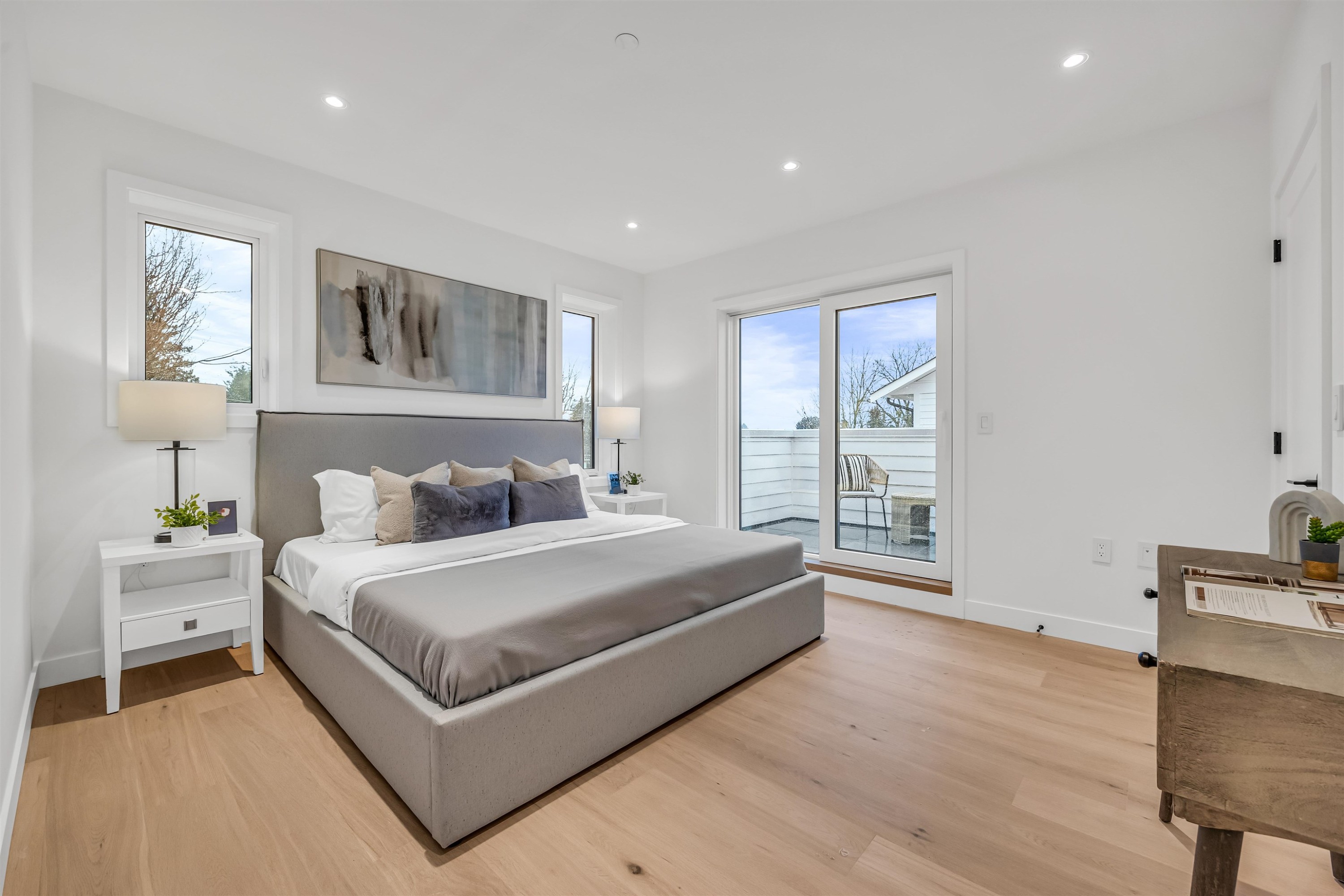 1012 52Nd Avenue W, Vancouver, BC