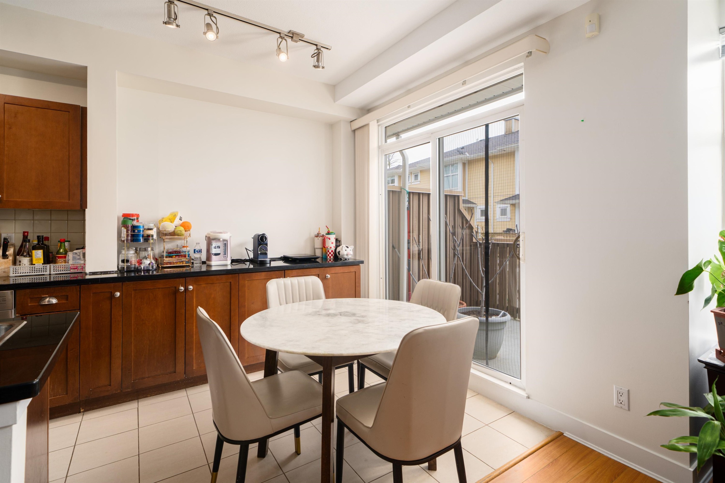 968 Westbury Walk, Vancouver, BC