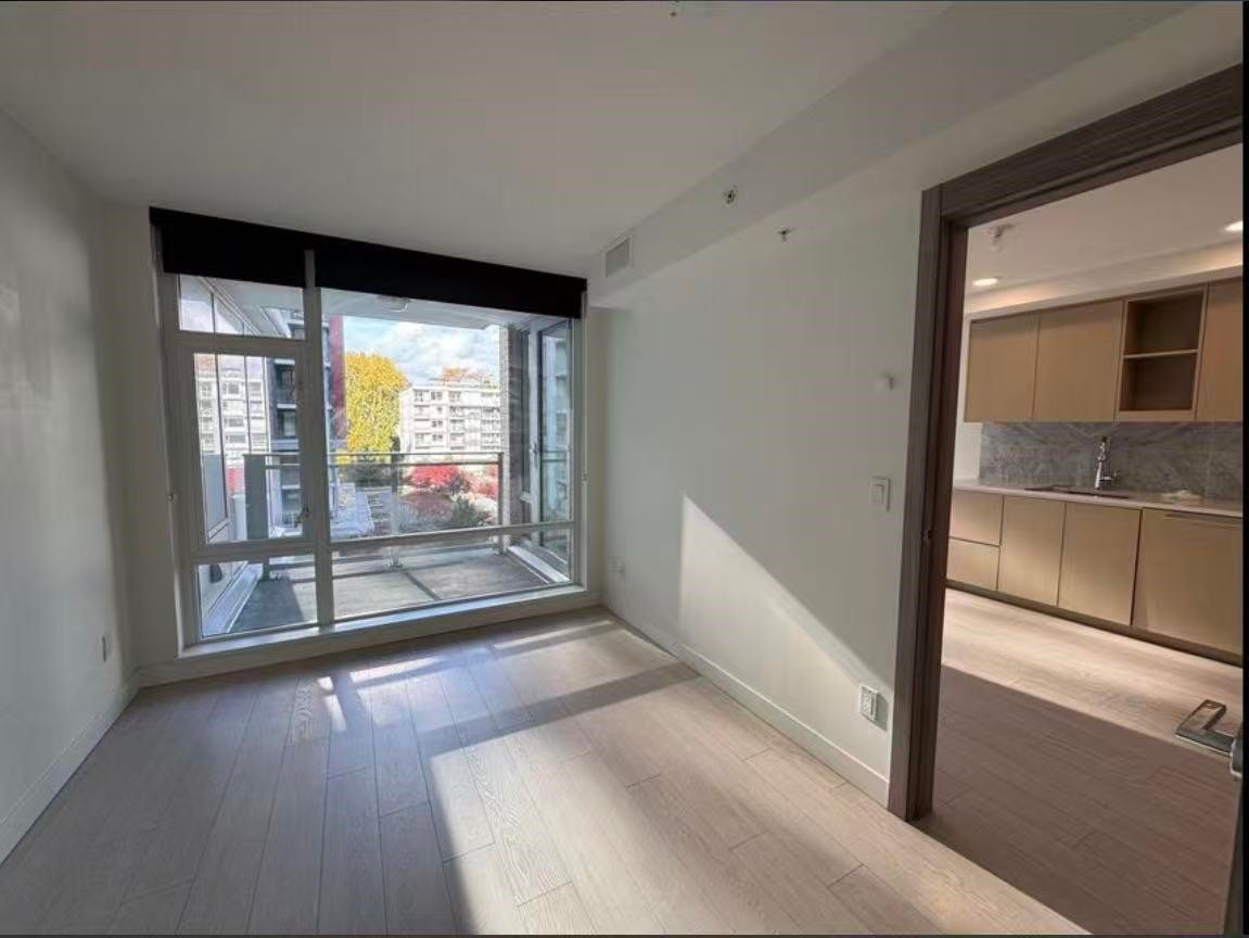 8800 Hazelbridge Way, Richmond, BC