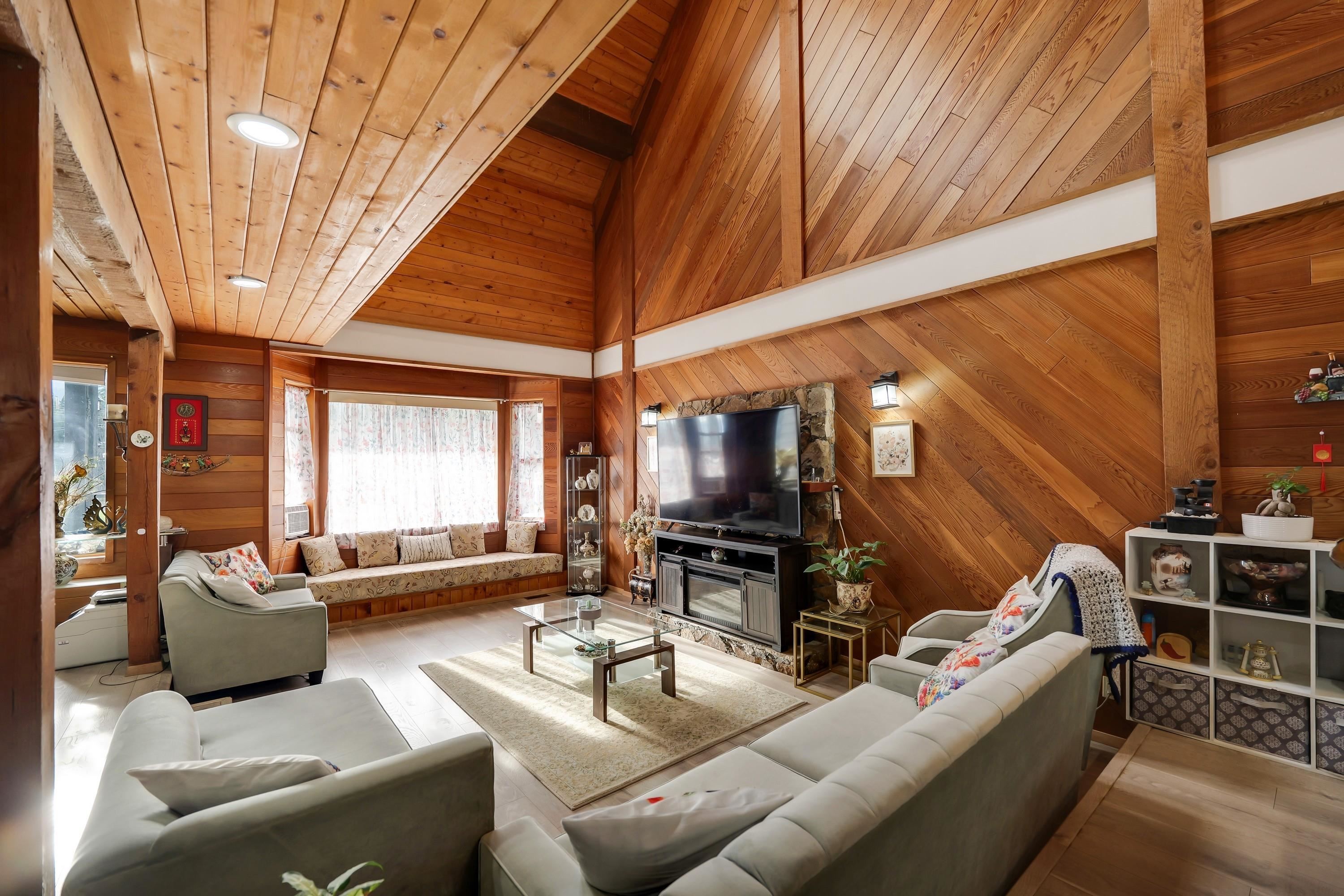 4000 Highway 99, Squamish, BC