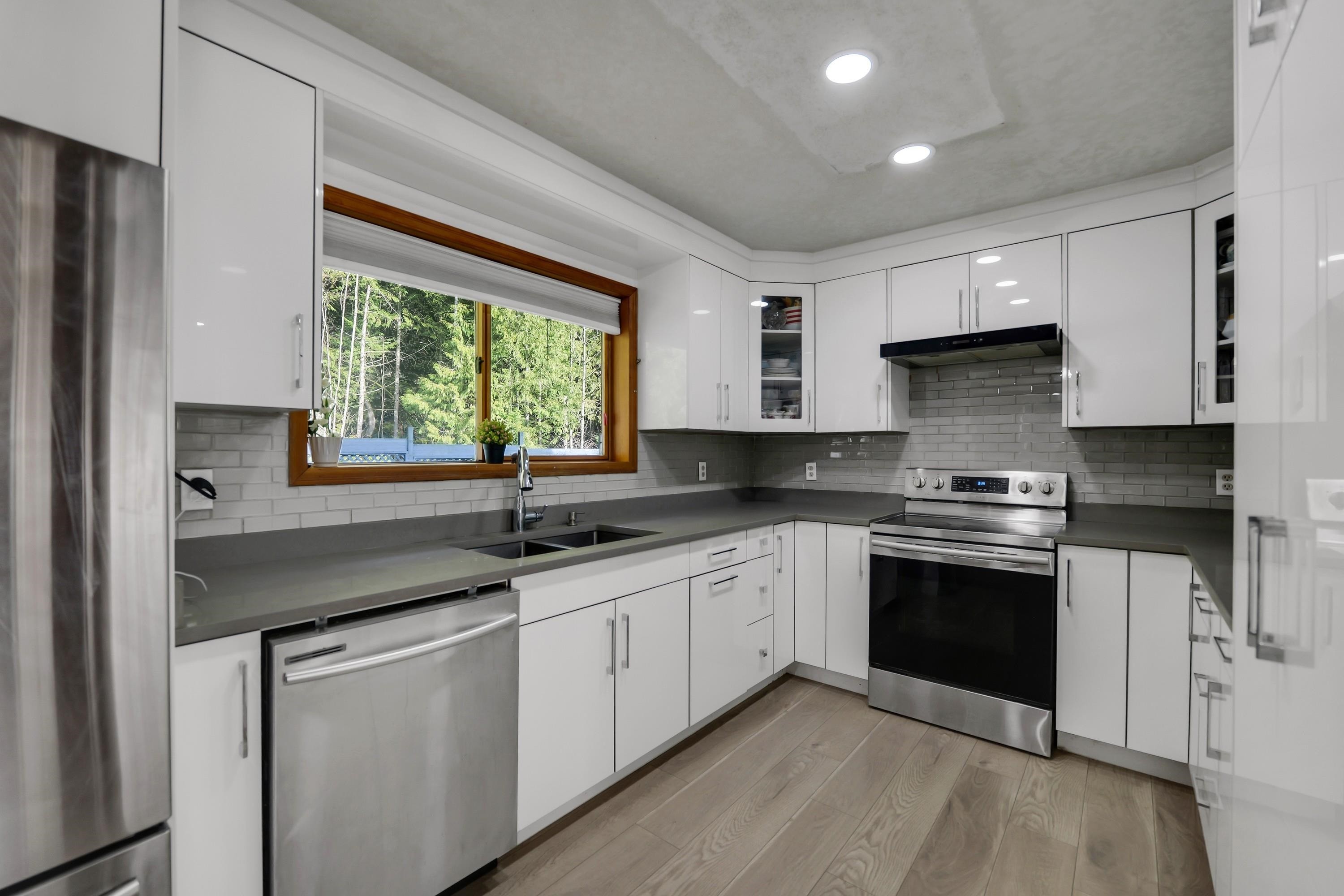 4000 Highway 99, Squamish, BC