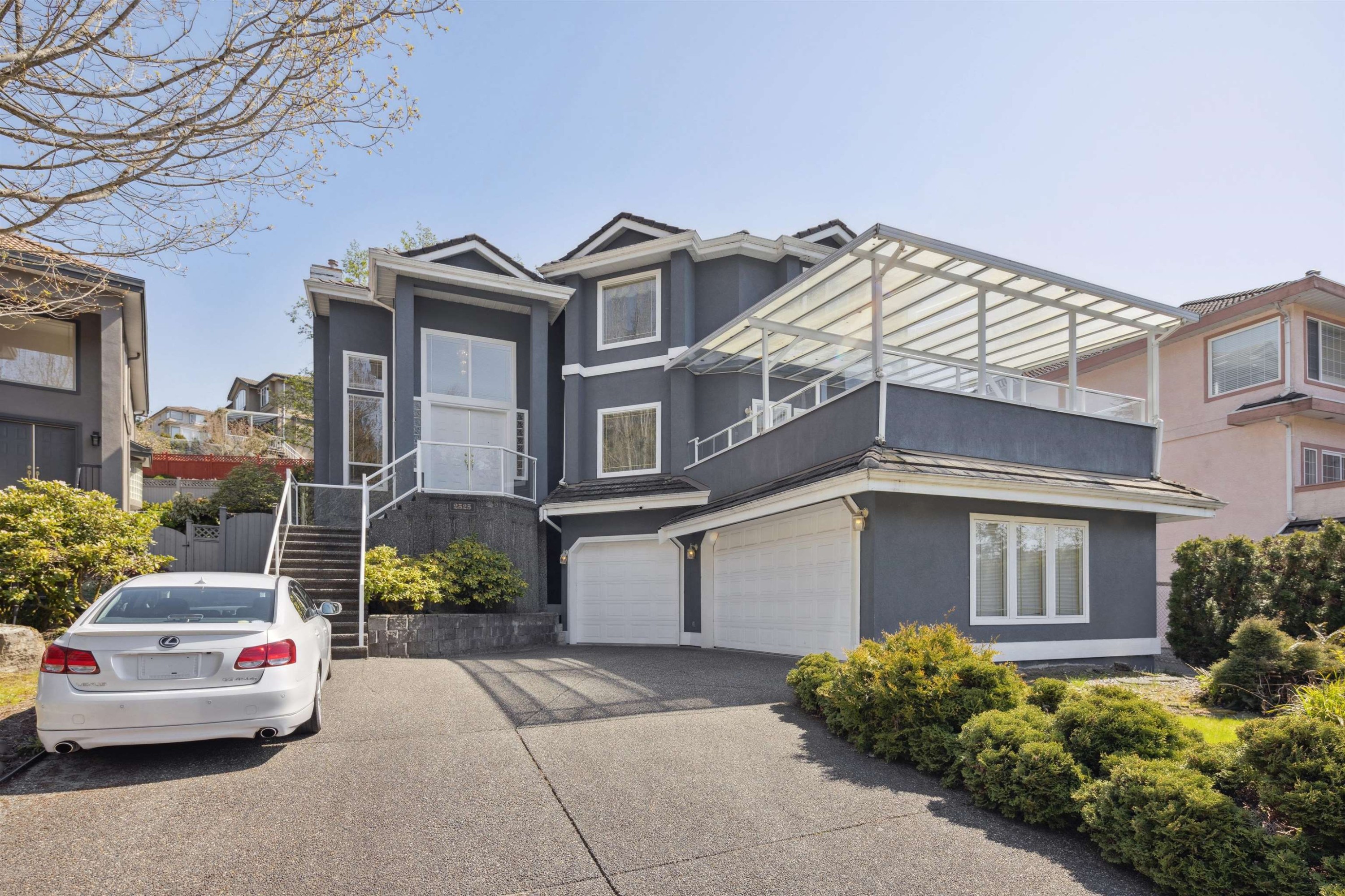 2525 Sapphire Place, Coquitlam, BC