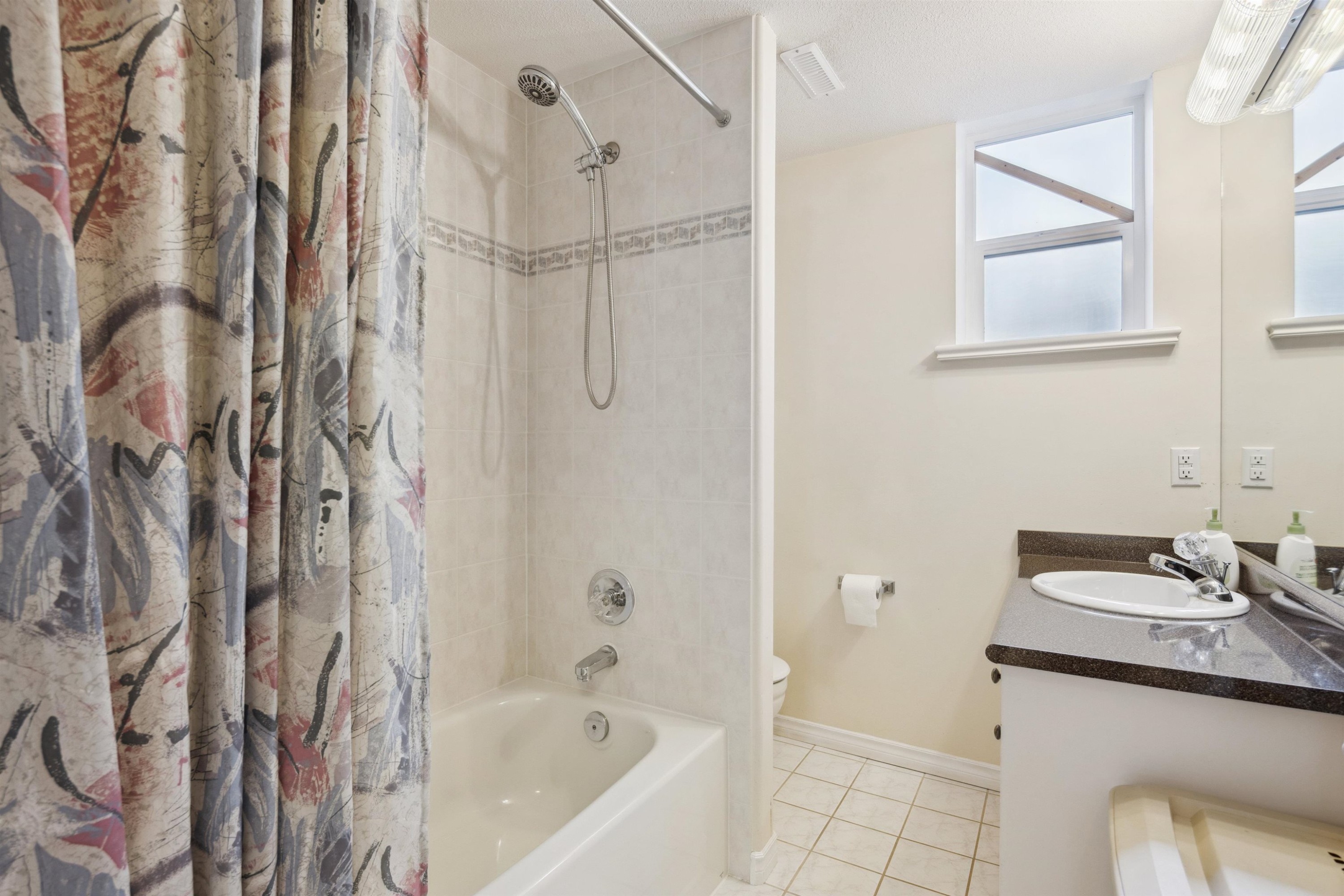 2525 Sapphire Place, Coquitlam, BC