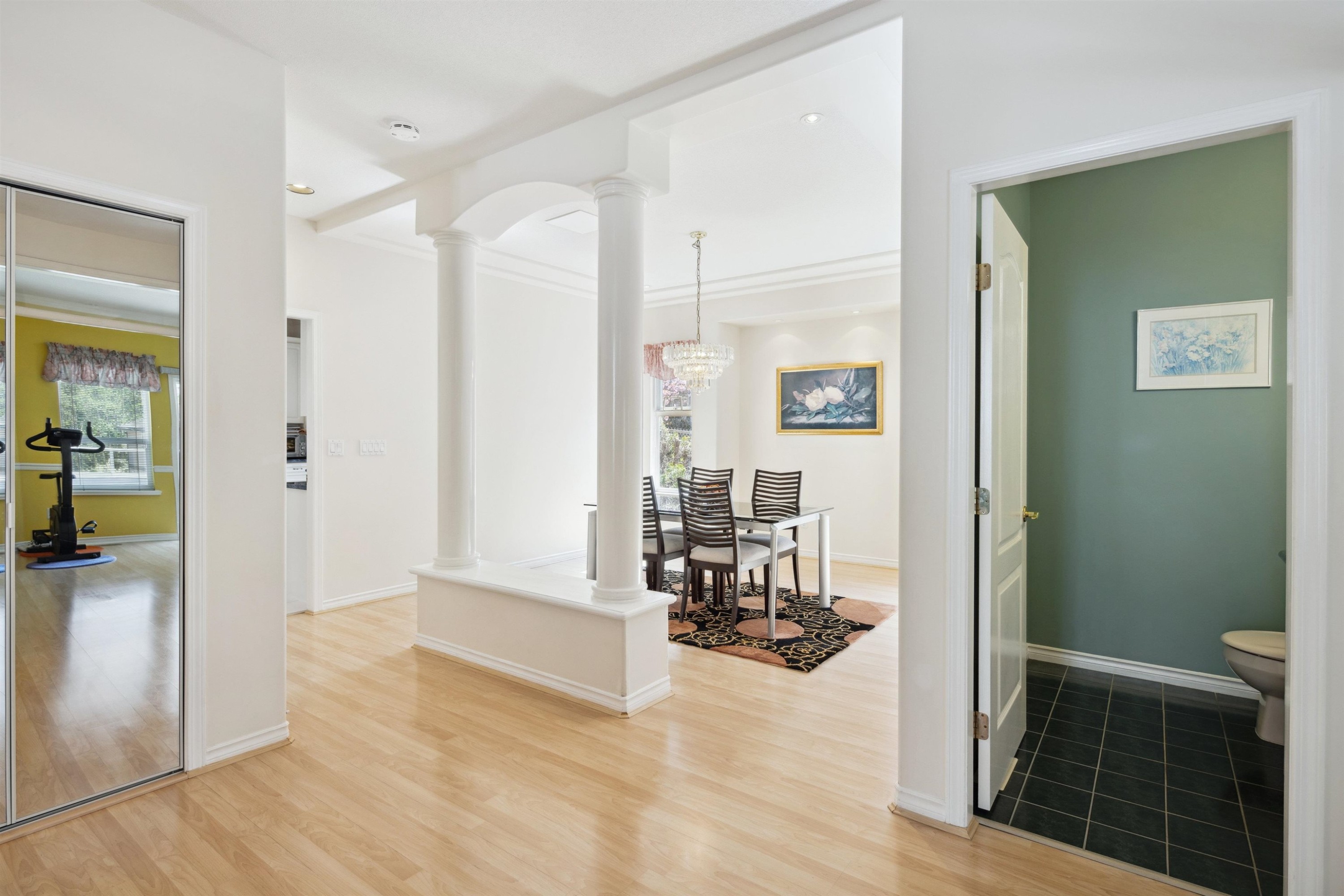 2525 Sapphire Place, Coquitlam, BC