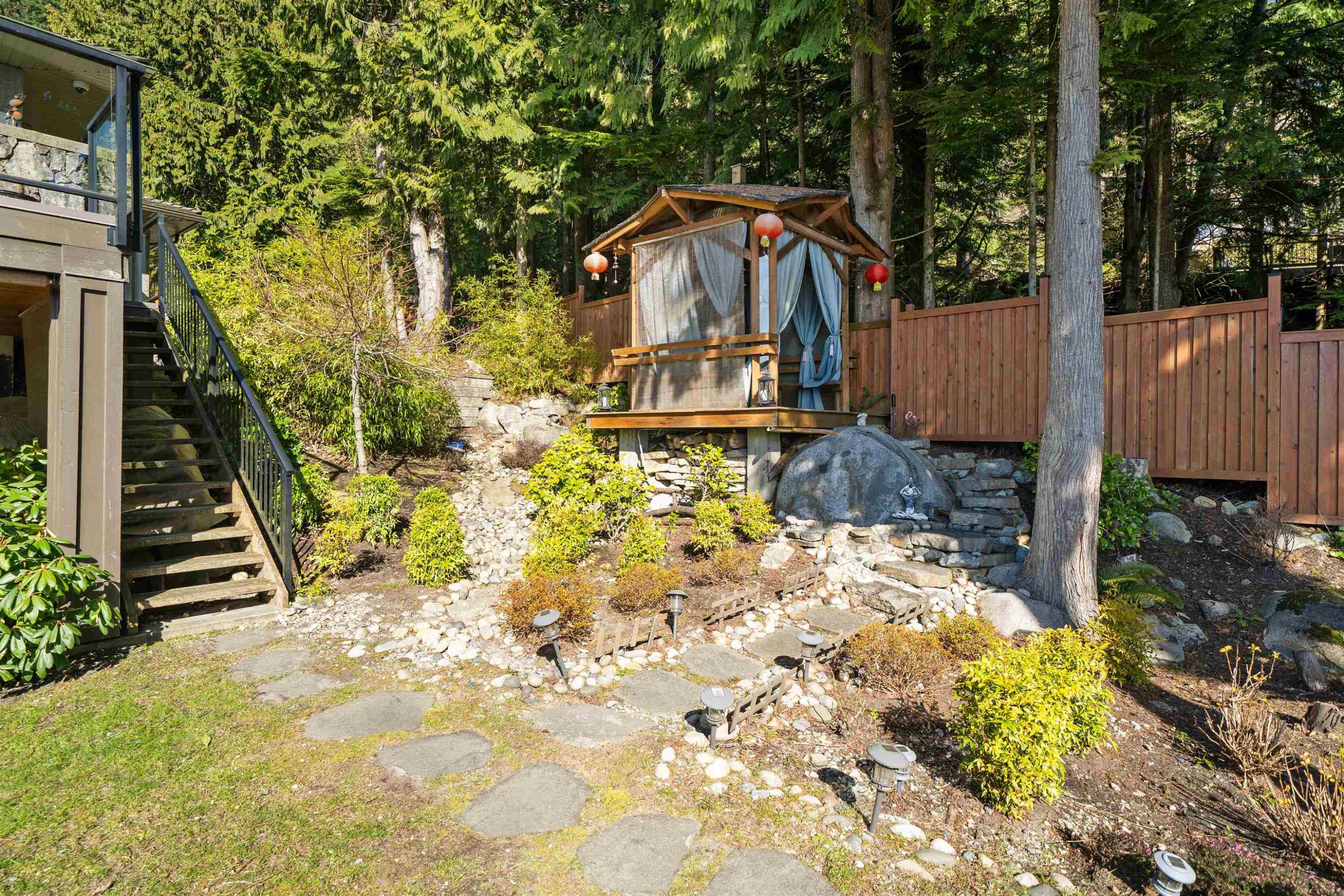 1162 Millstream Road, West Vancouver, BC