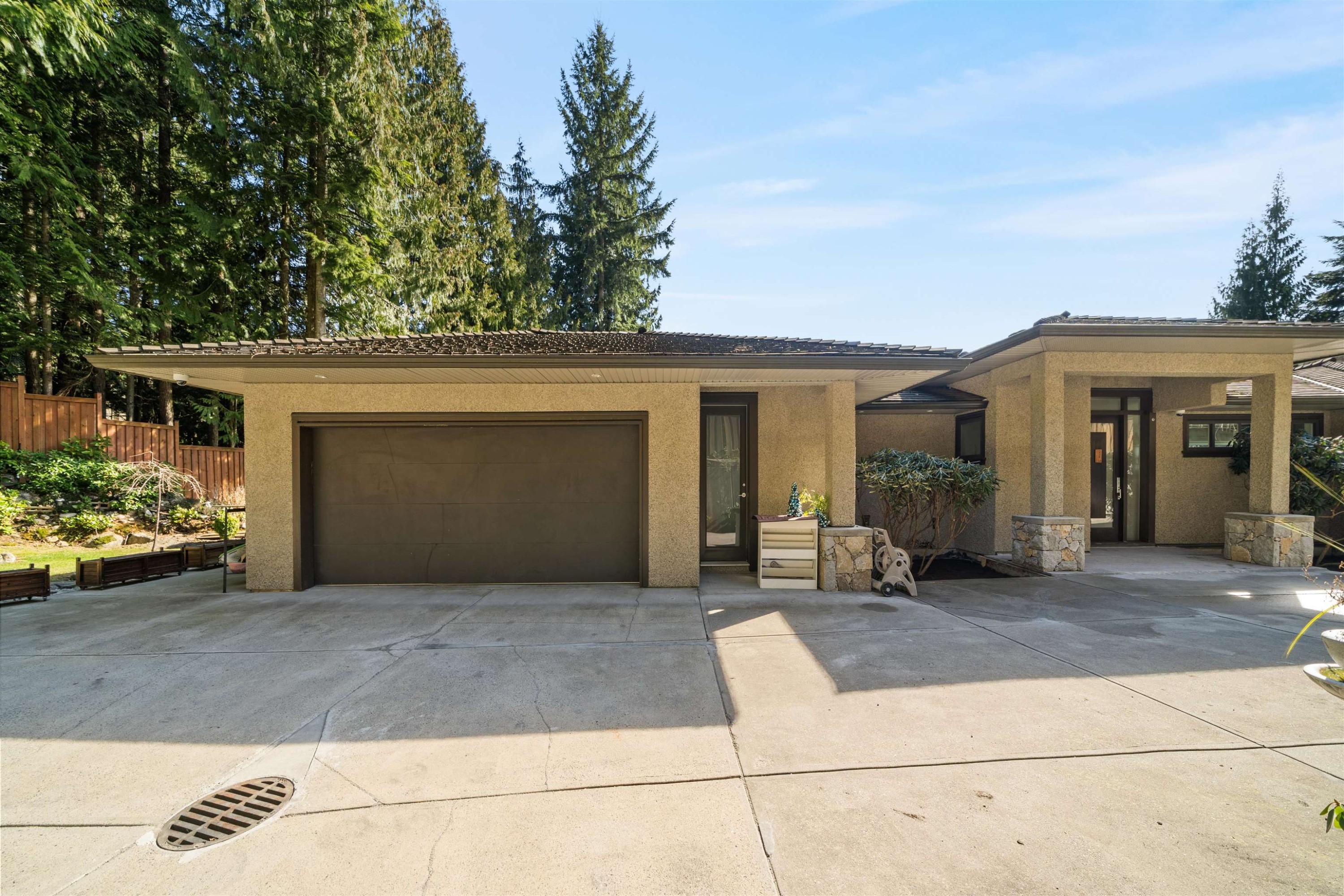 1162 Millstream Road, West Vancouver, BC