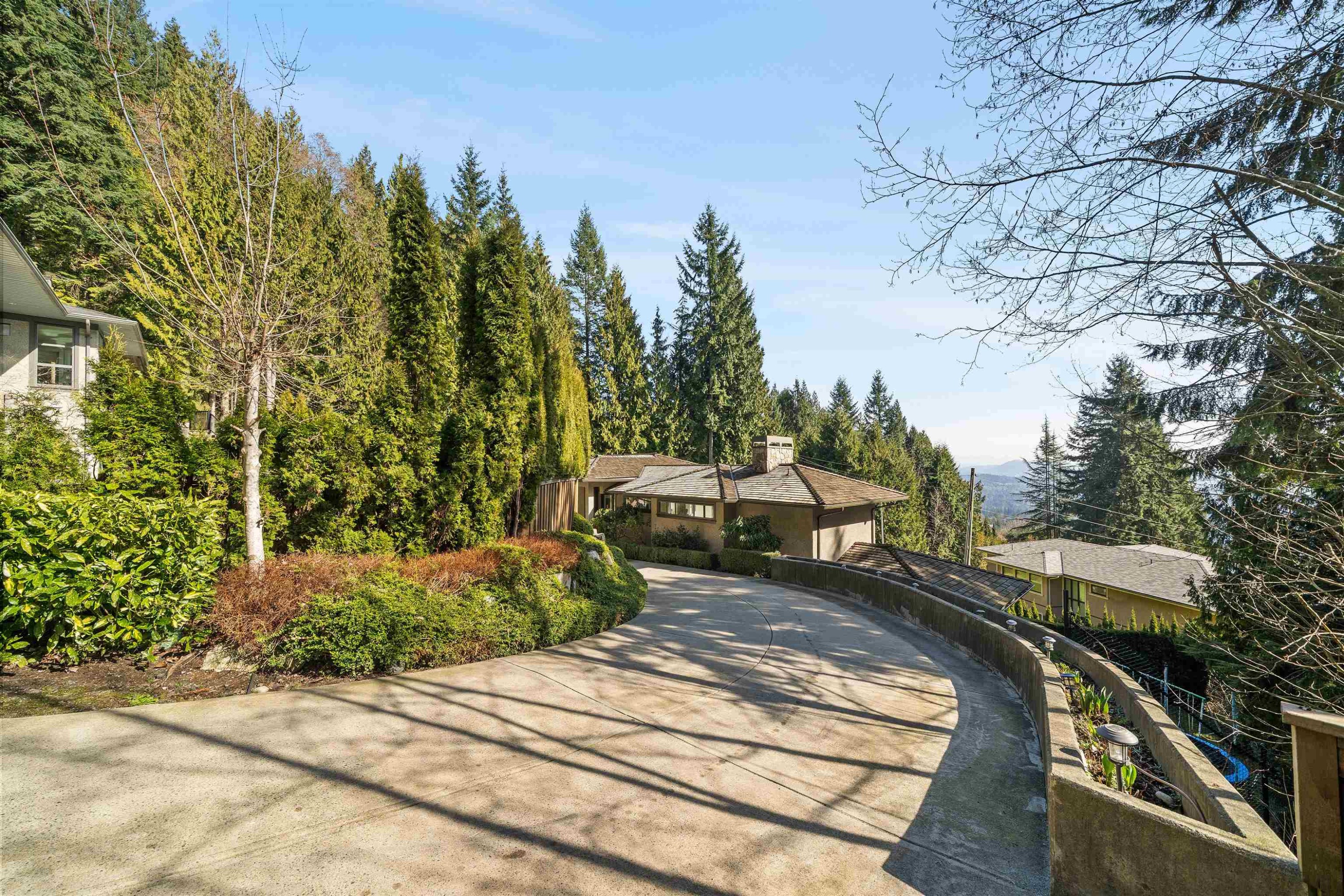 1162 Millstream Road, West Vancouver, BC