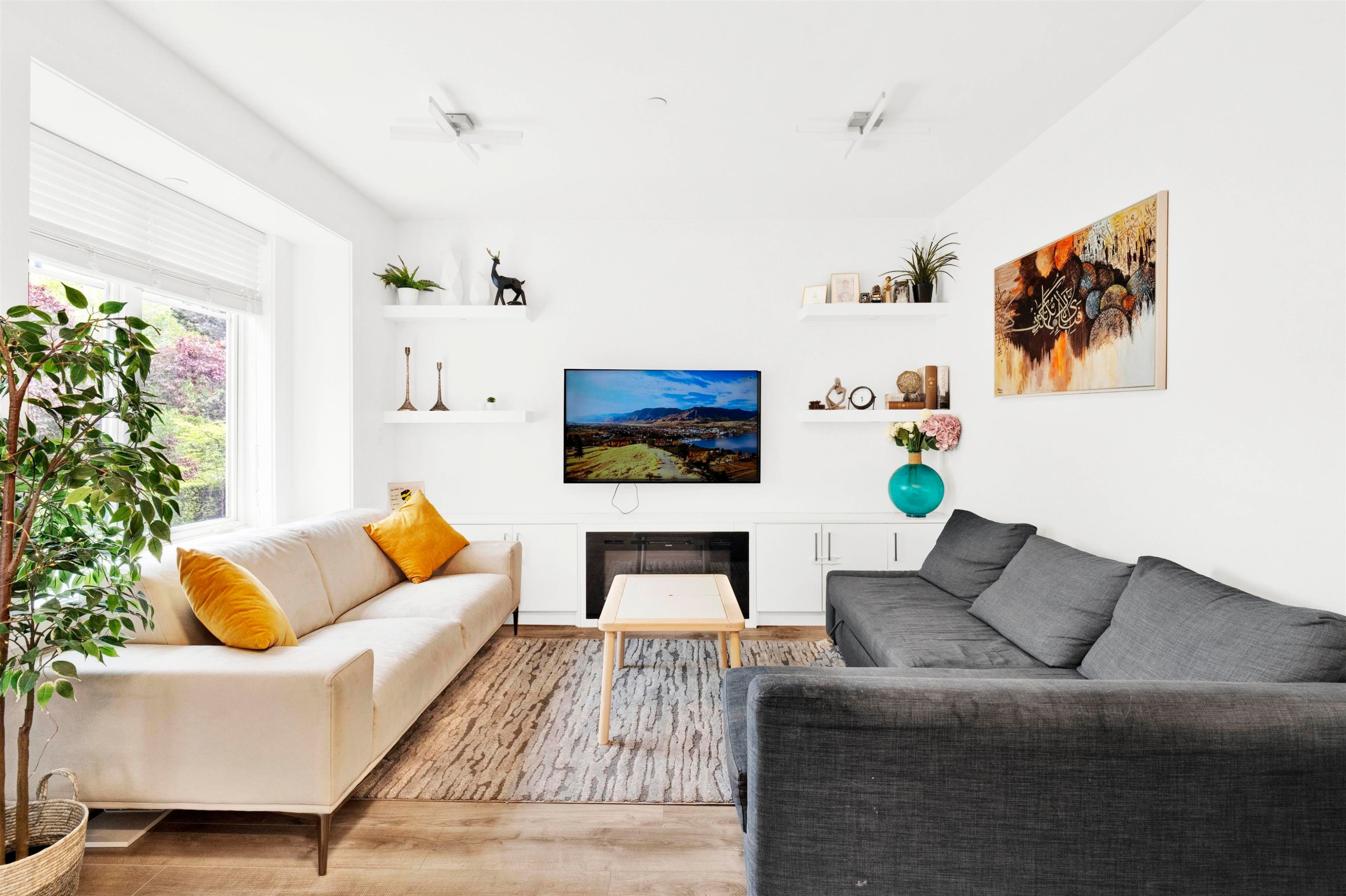 2743 Duke Street, Vancouver, BC