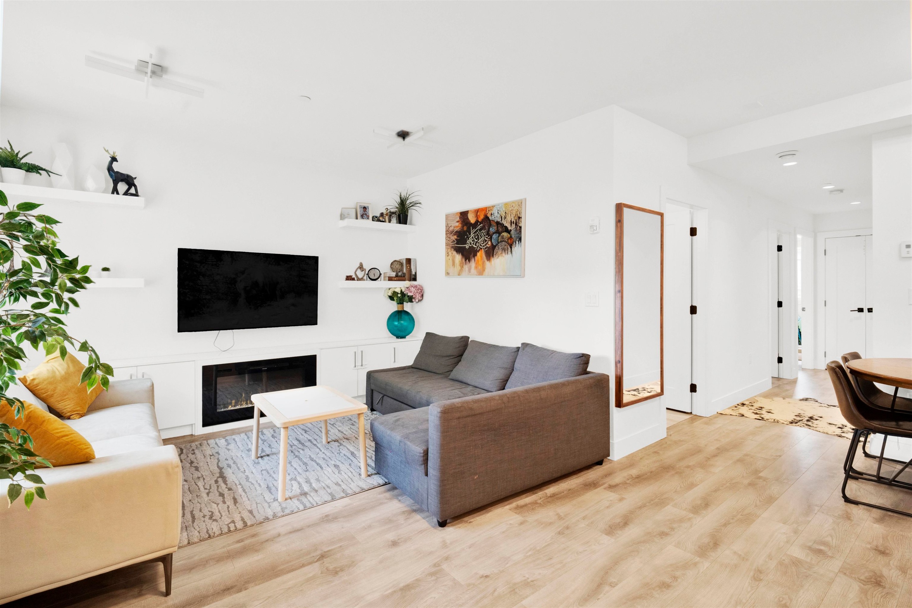 2743 Duke Street, Vancouver, BC