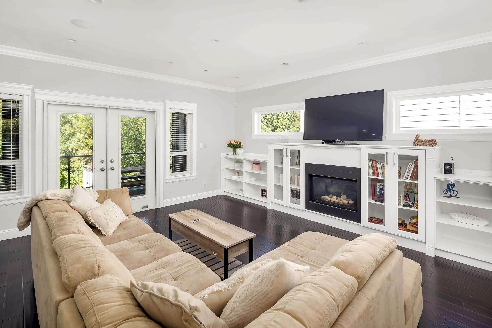 1020 Jay Crescent, Squamish, BC