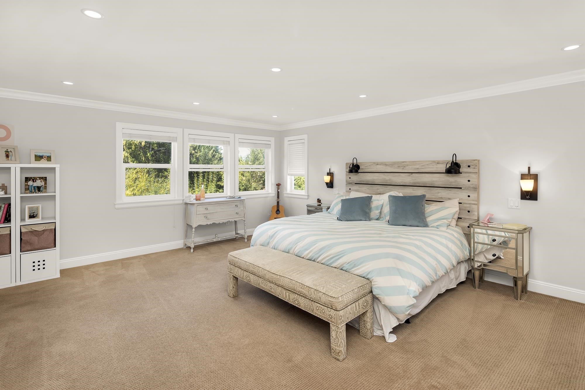 1020 Jay Crescent, Squamish, BC
