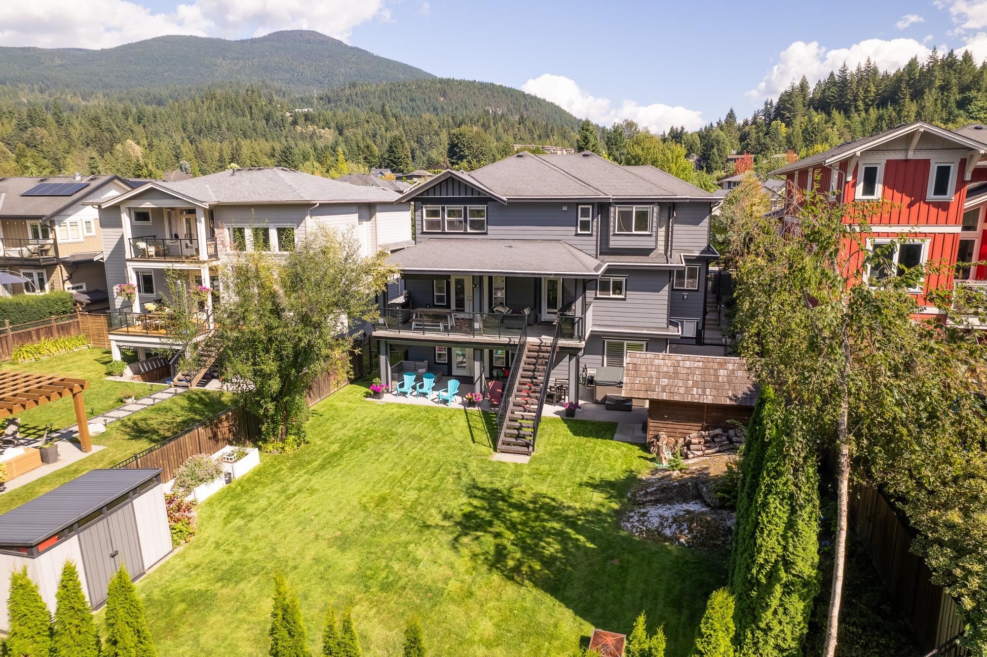 1020 Jay Crescent, Squamish, BC