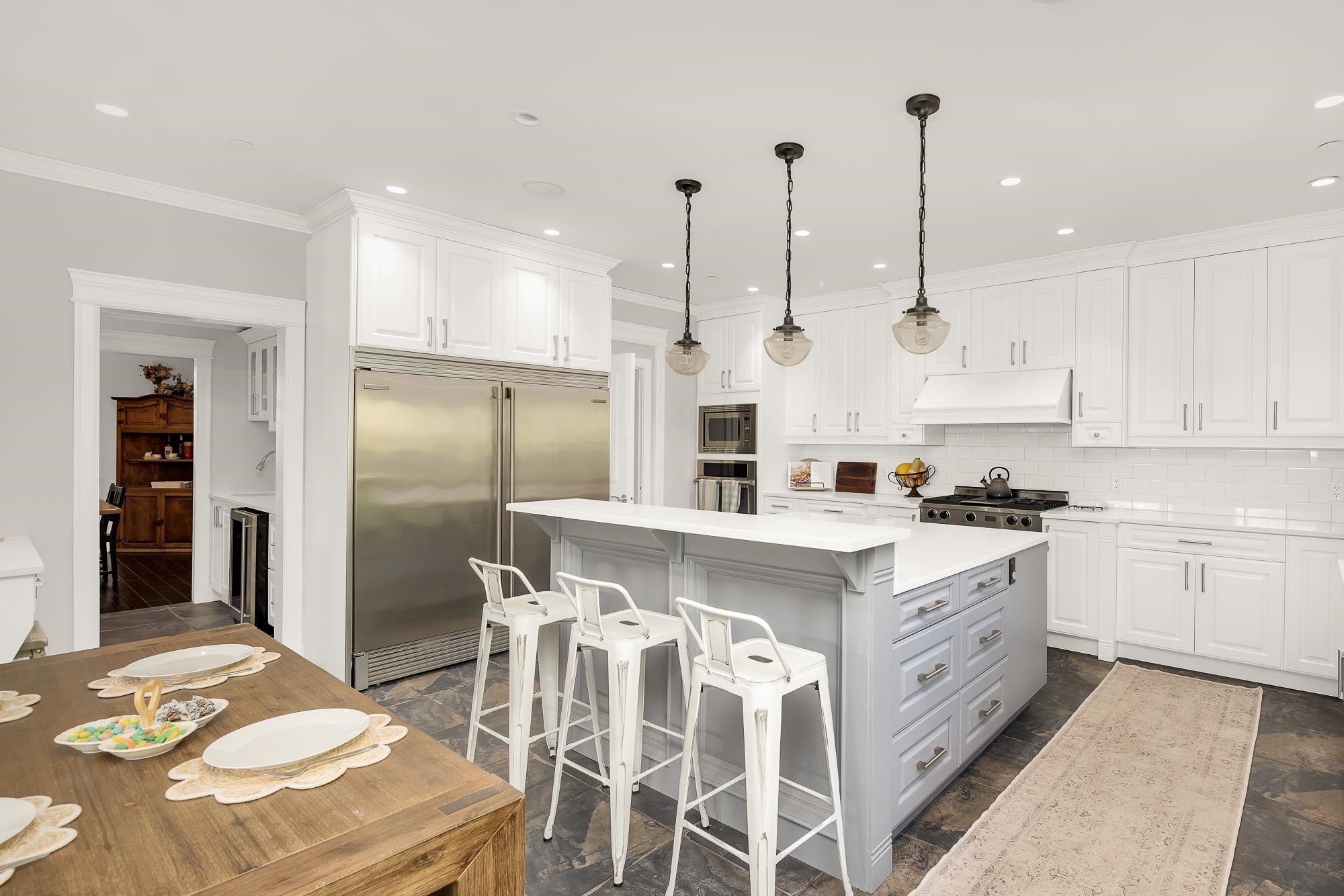 1020 Jay Crescent, Squamish, BC
