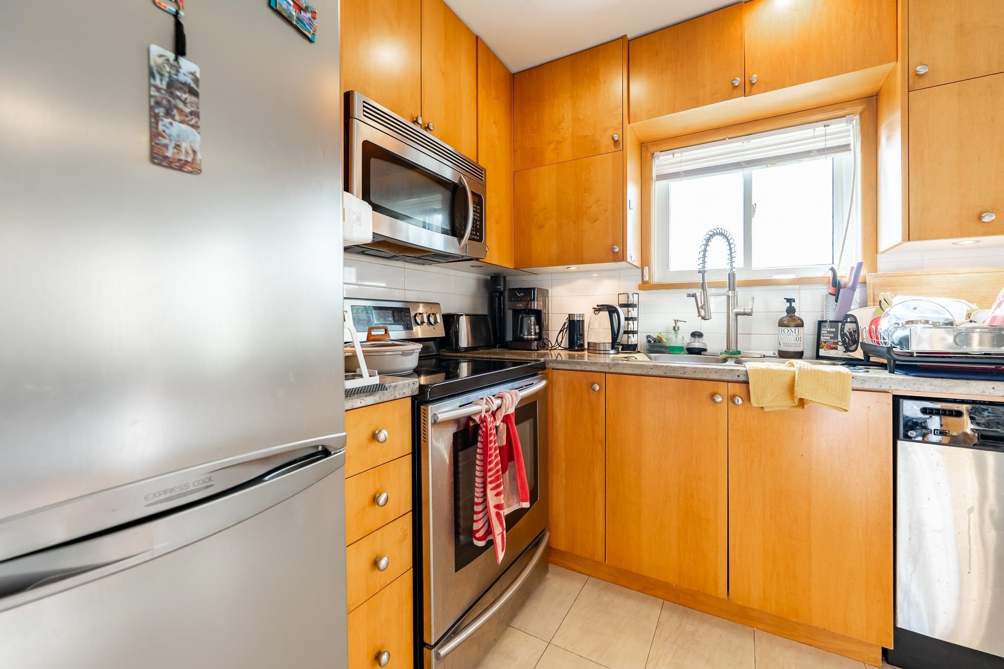 3654 25Th Avenue E, Vancouver, BC