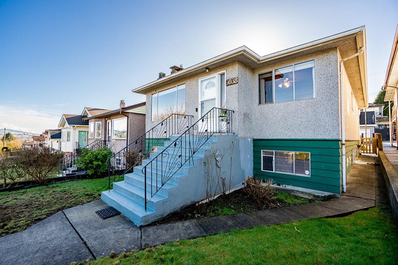 3038 Charles Street, Vancouver, BC