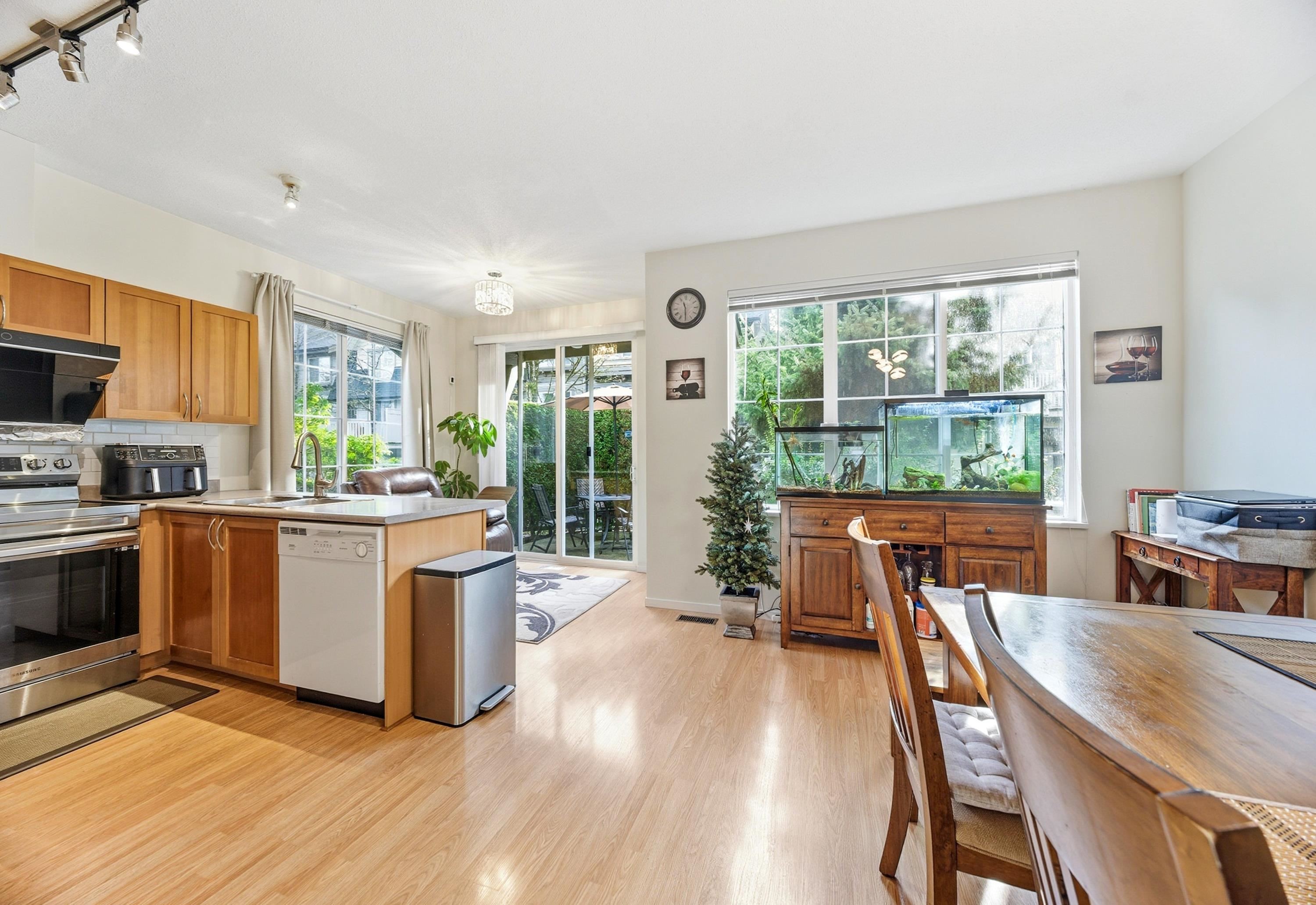 42-8415 Cumberland Place, Burnaby, BC