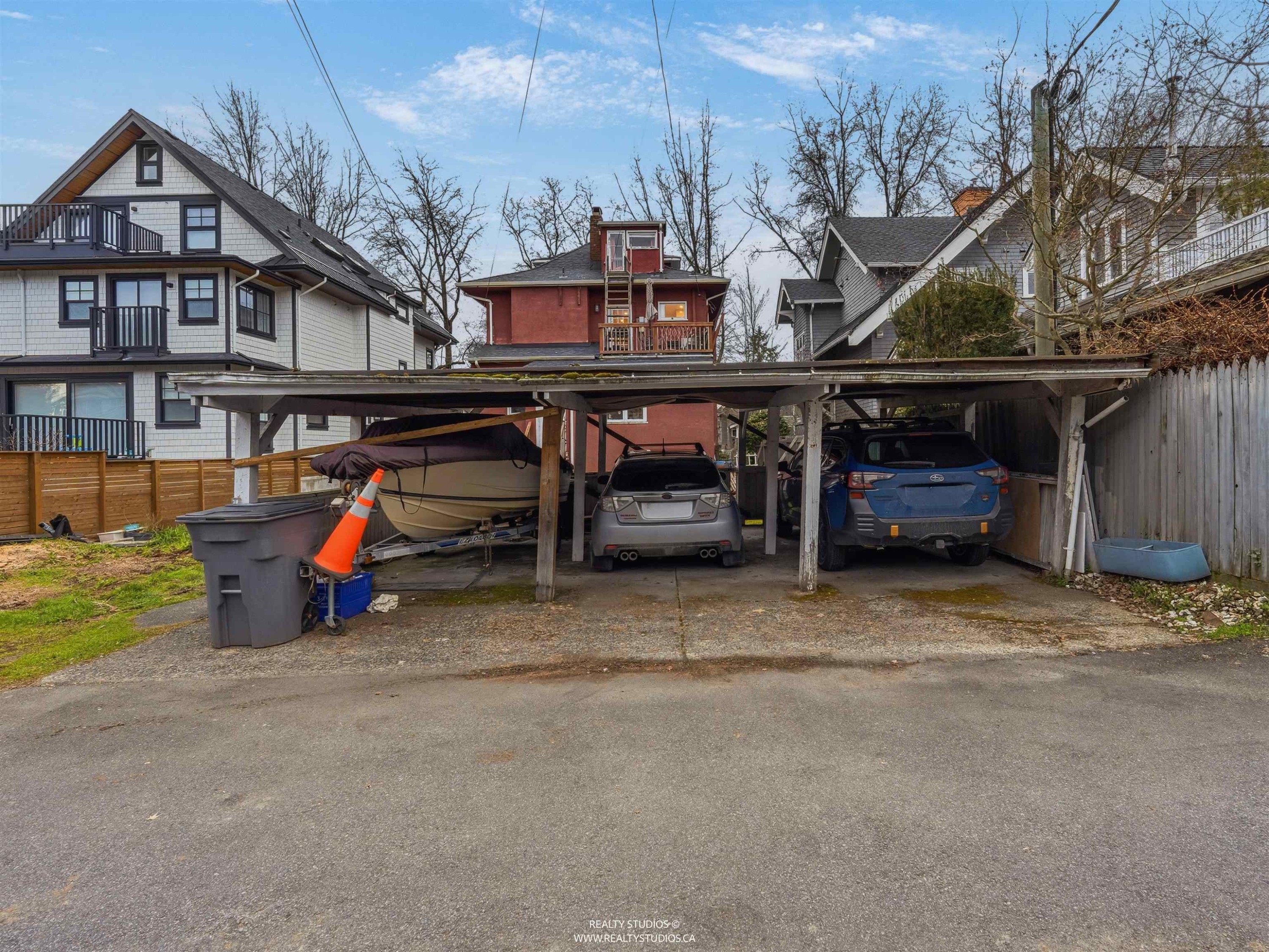354 15Th Avenue W, Vancouver, BC