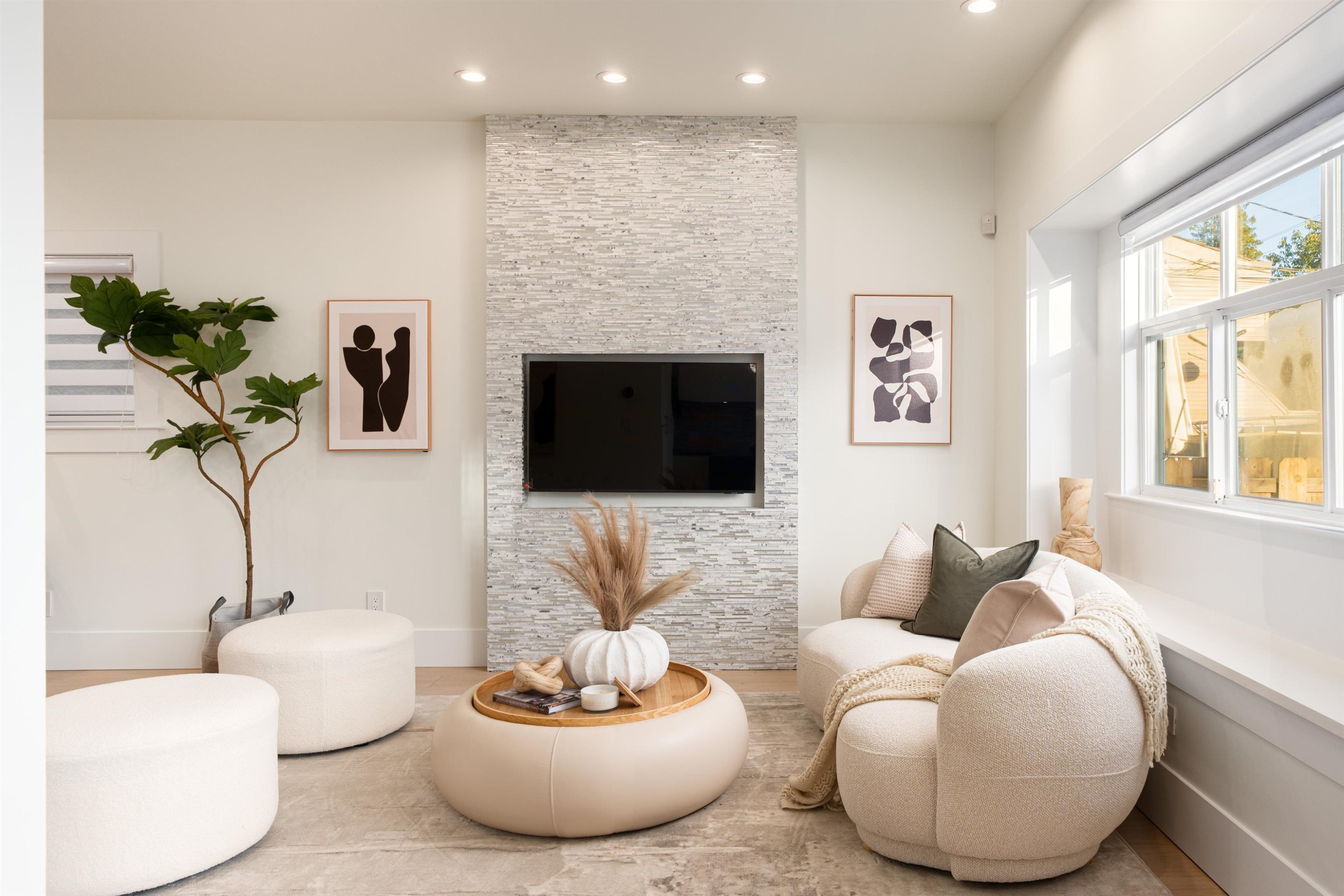 4068 15Th Avenue W, Vancouver, BC