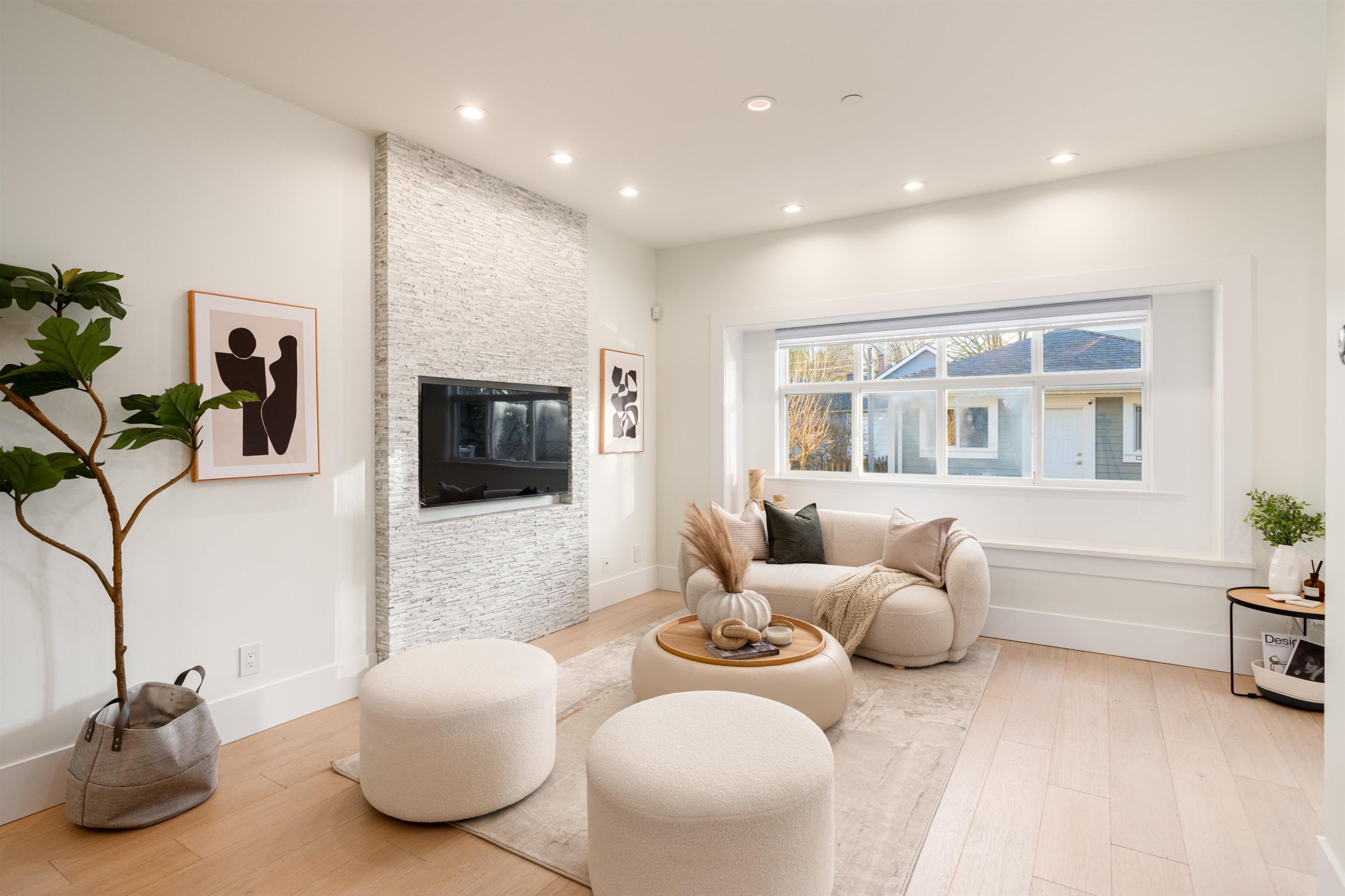 4068 15Th Avenue W, Vancouver, BC