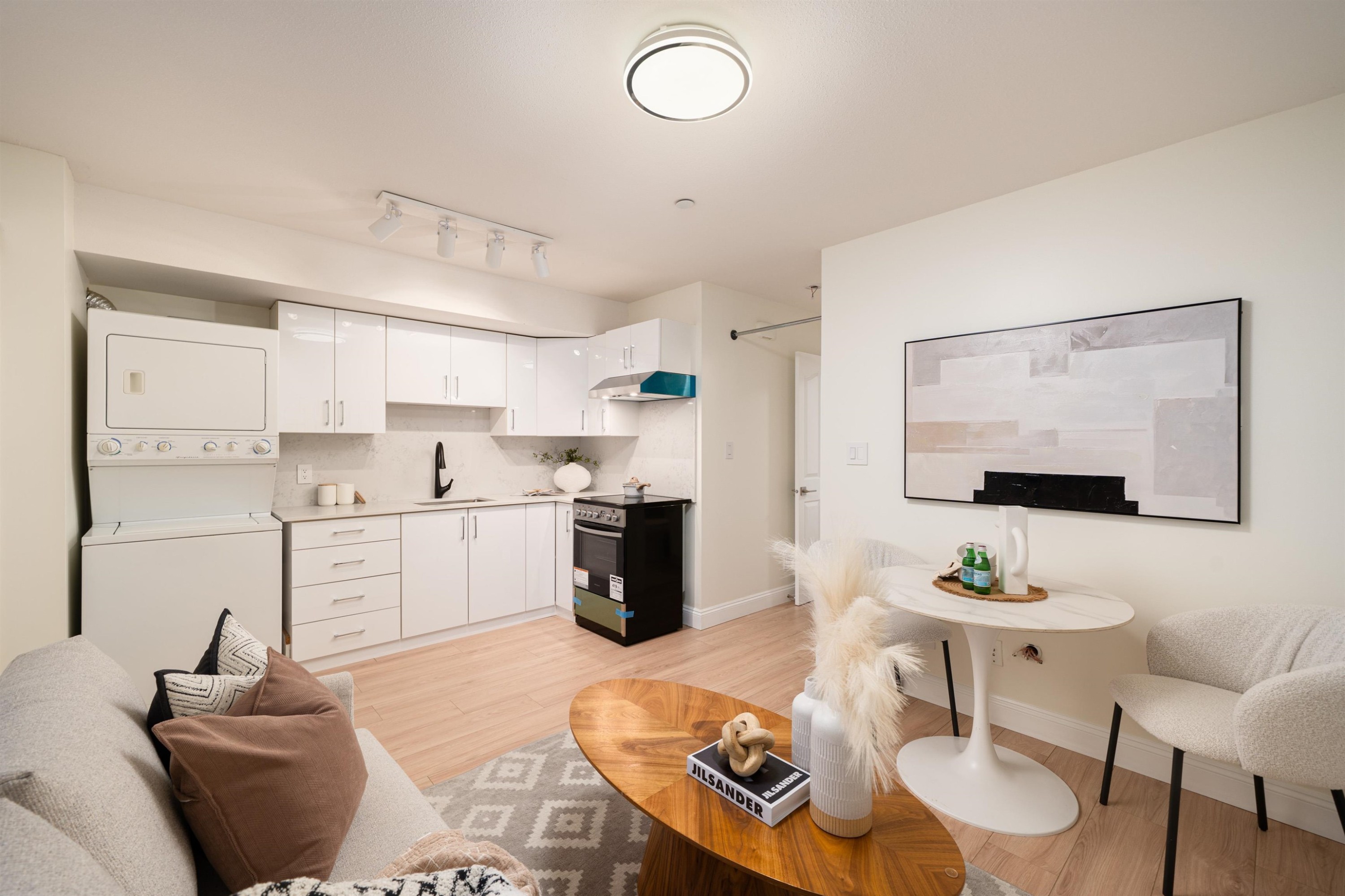 4068 15Th Avenue W, Vancouver, BC