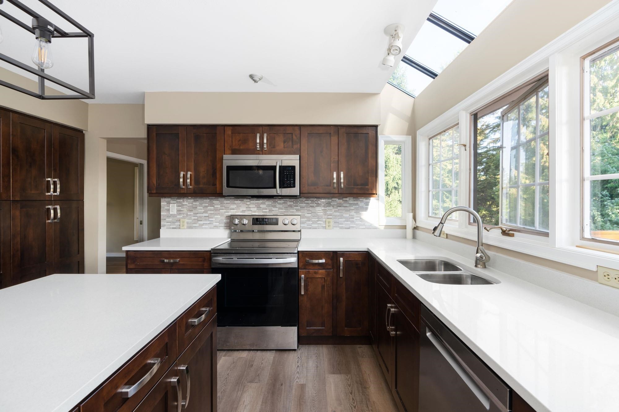 5162 Alderfeild Place, West Vancouver, BC