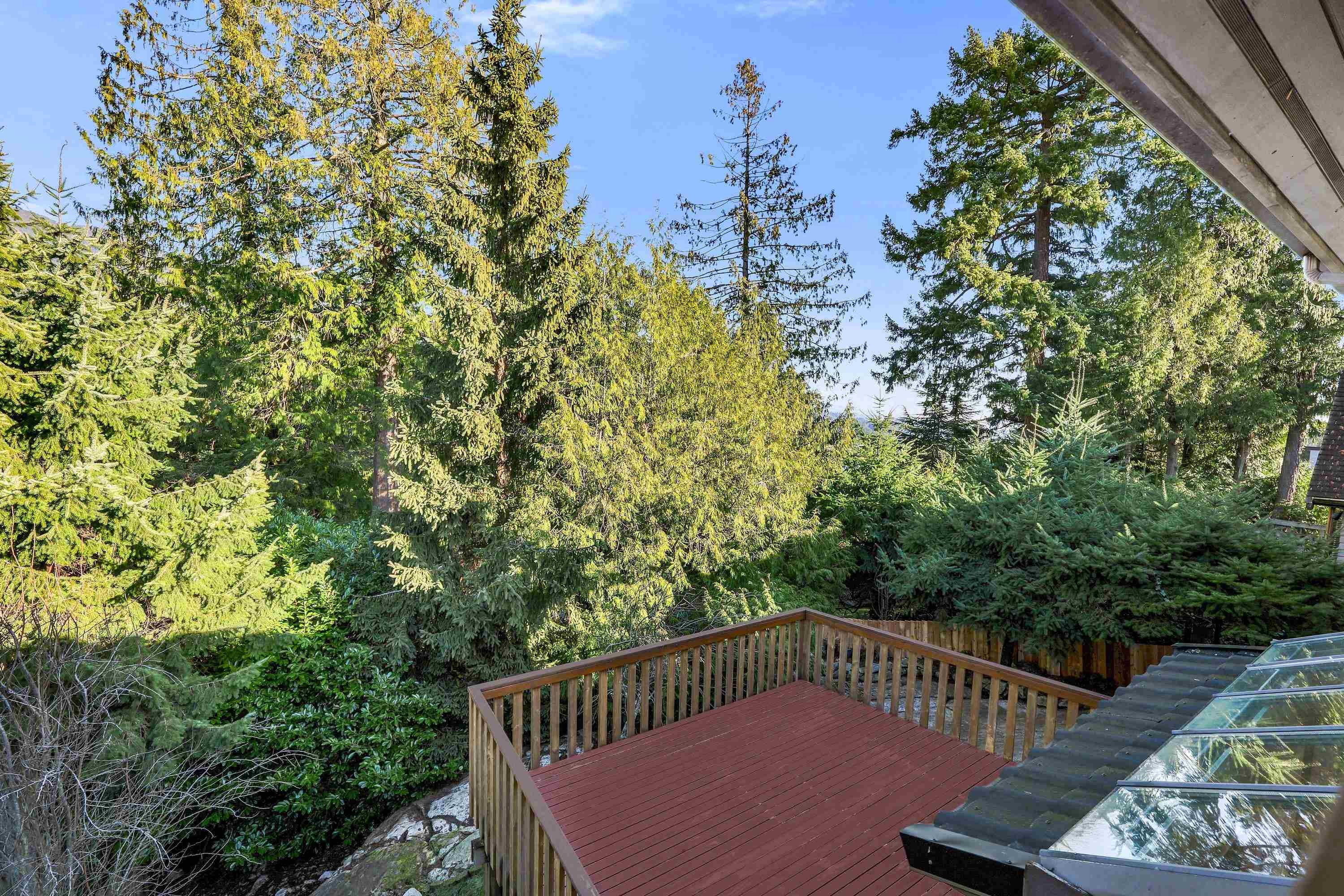 5162 Alderfeild Place, West Vancouver, BC
