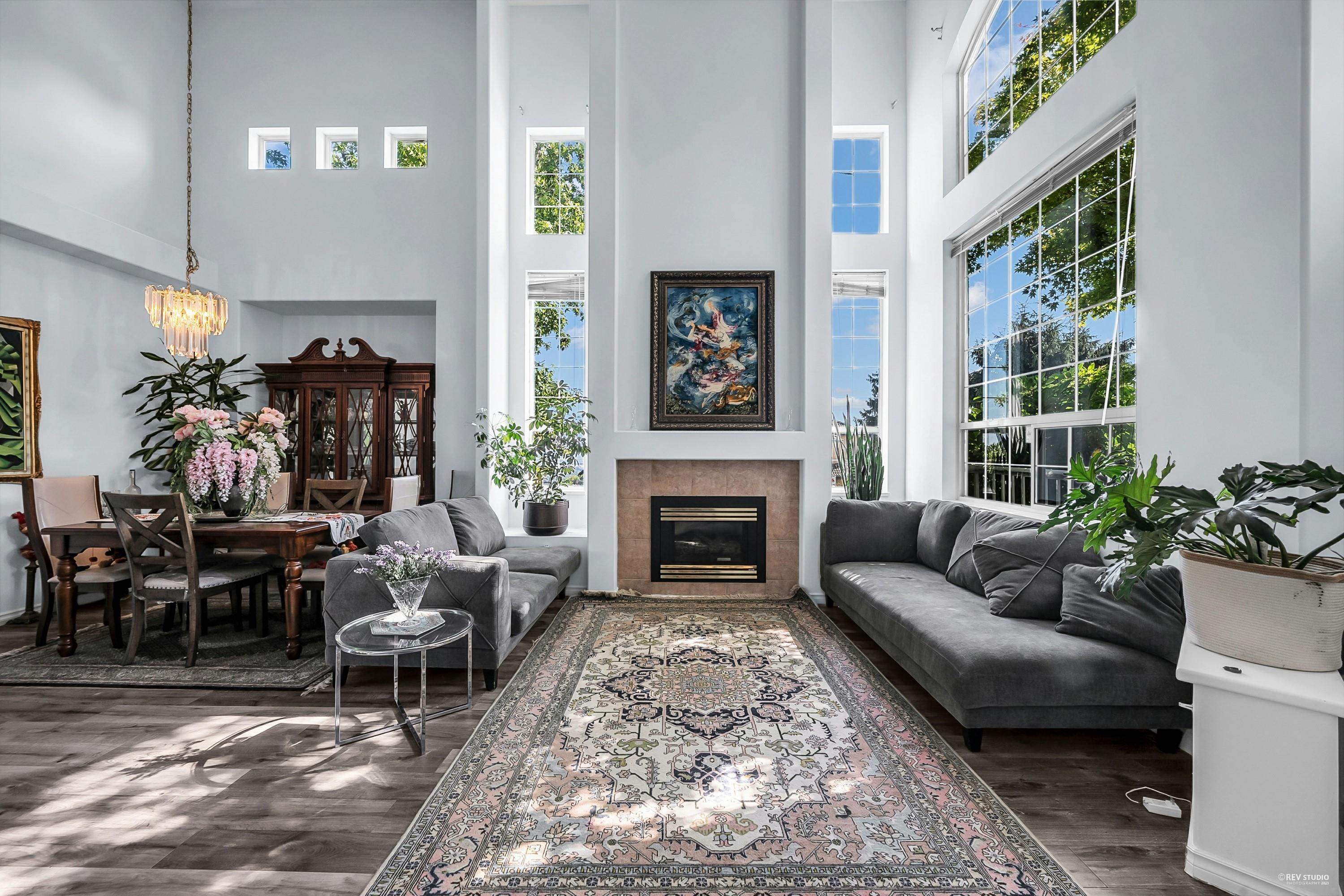 1601 Pinetree Way, Coquitlam, BC