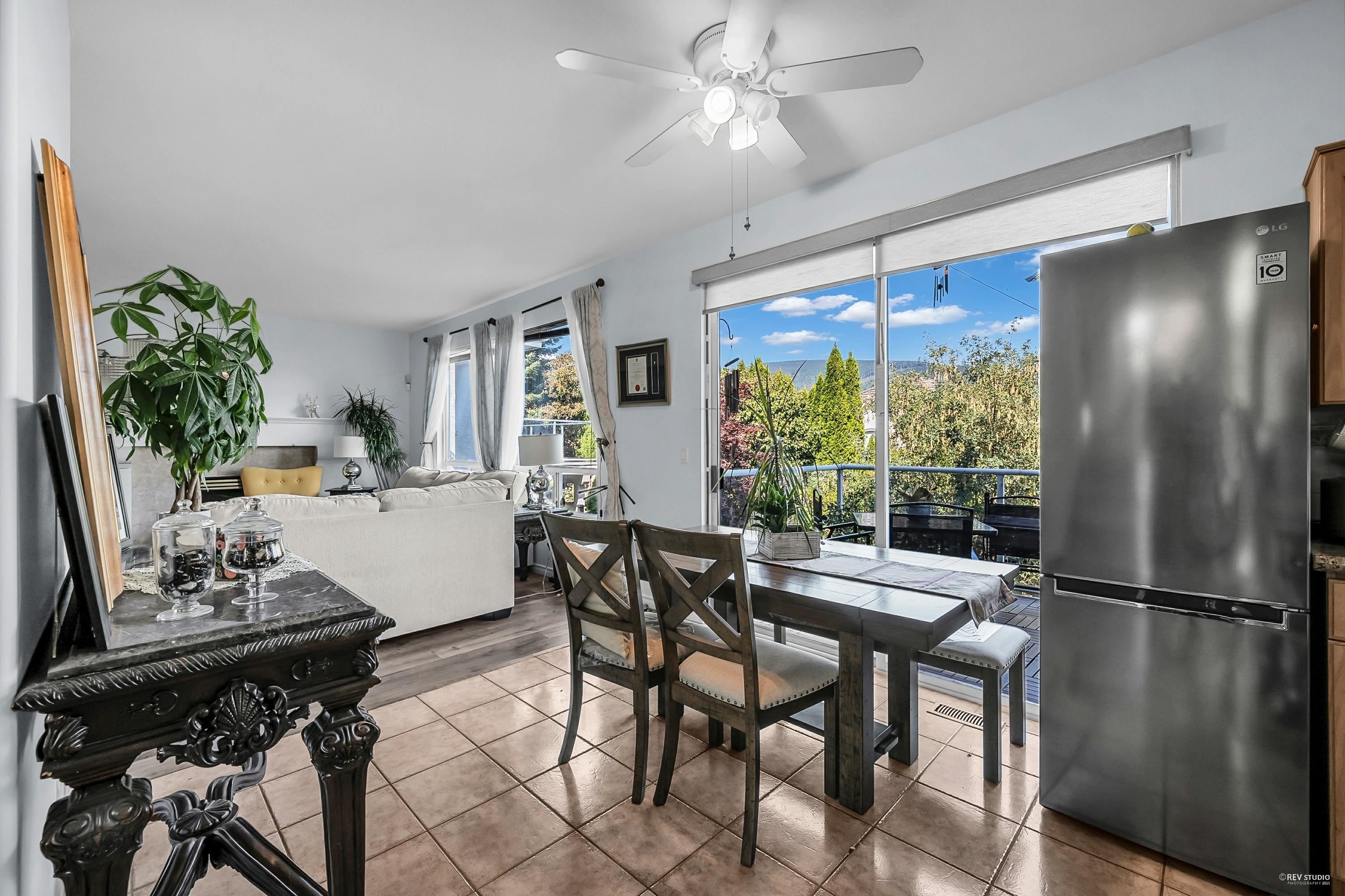 1601 Pinetree Way, Coquitlam, BC