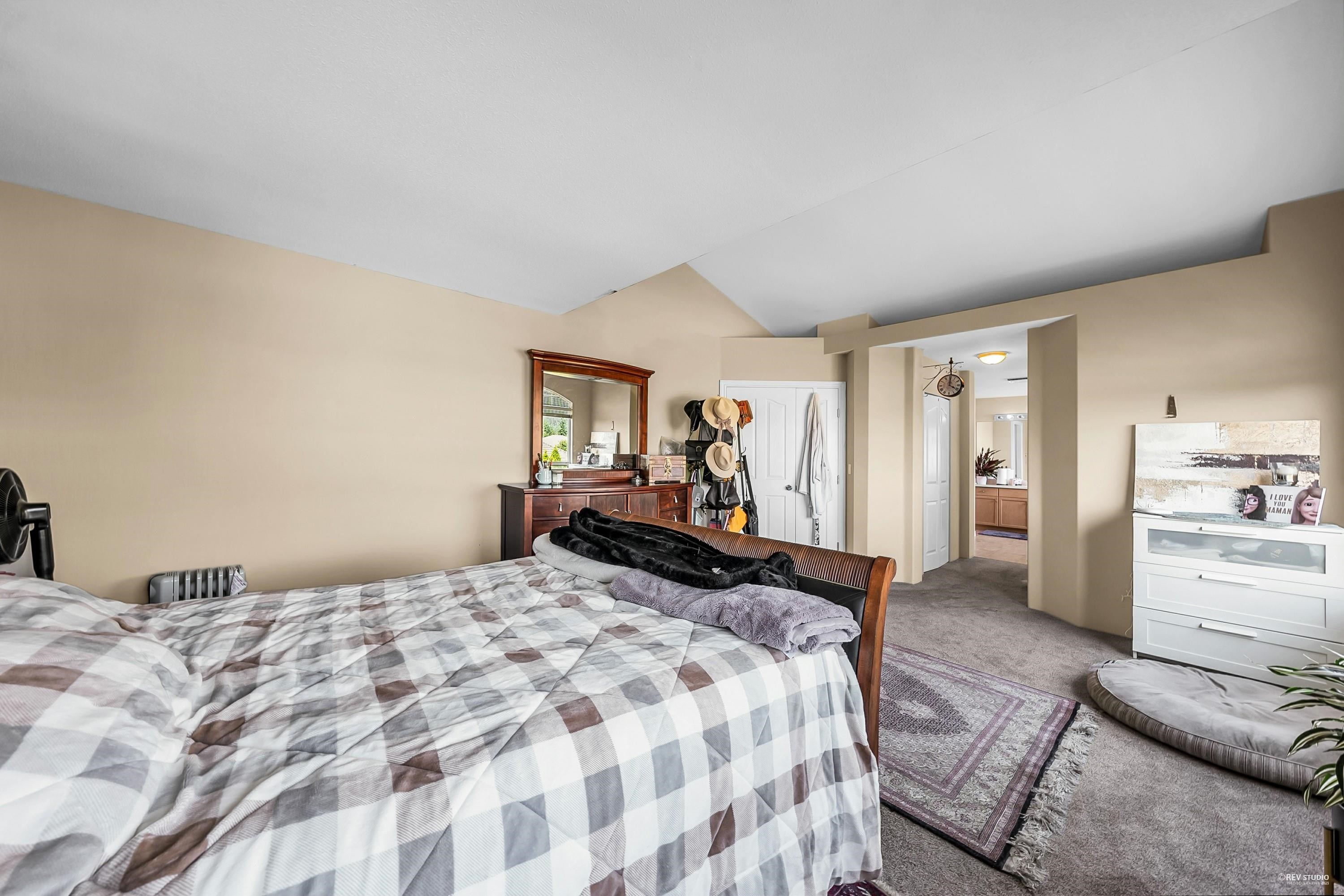 1601 Pinetree Way, Coquitlam, BC