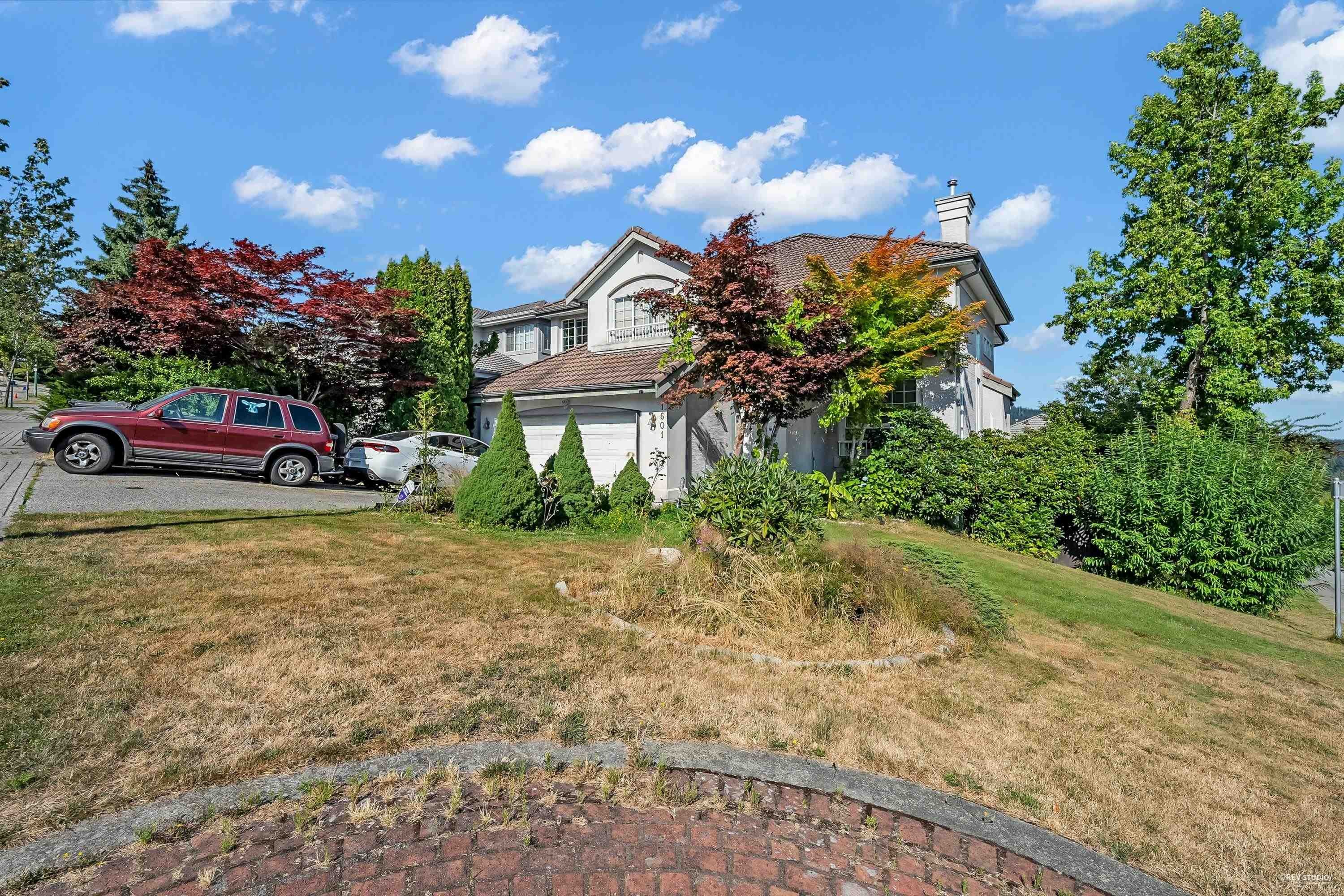 1601 Pinetree Way, Coquitlam, BC