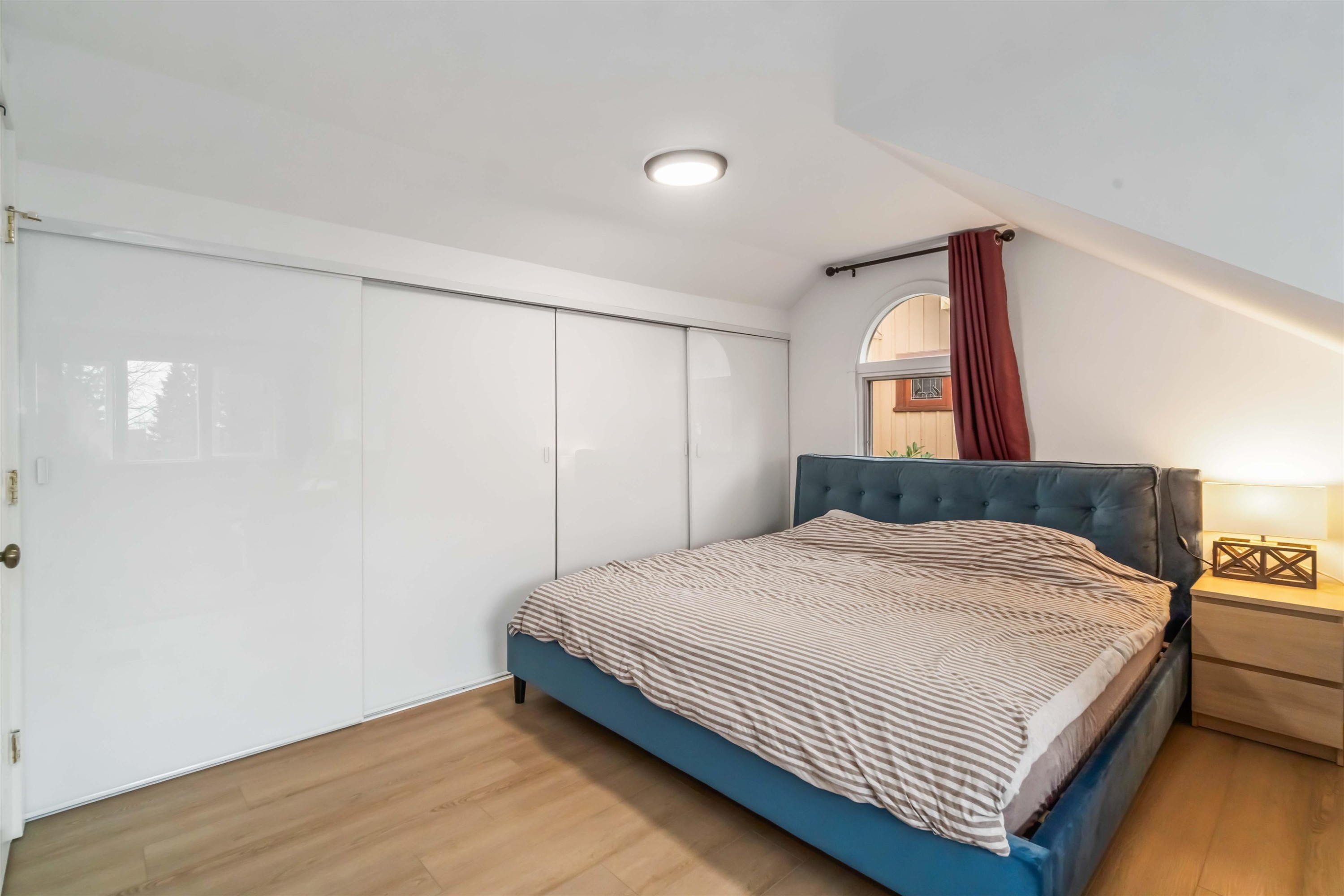 3322 38Th Avenue W, Vancouver, BC