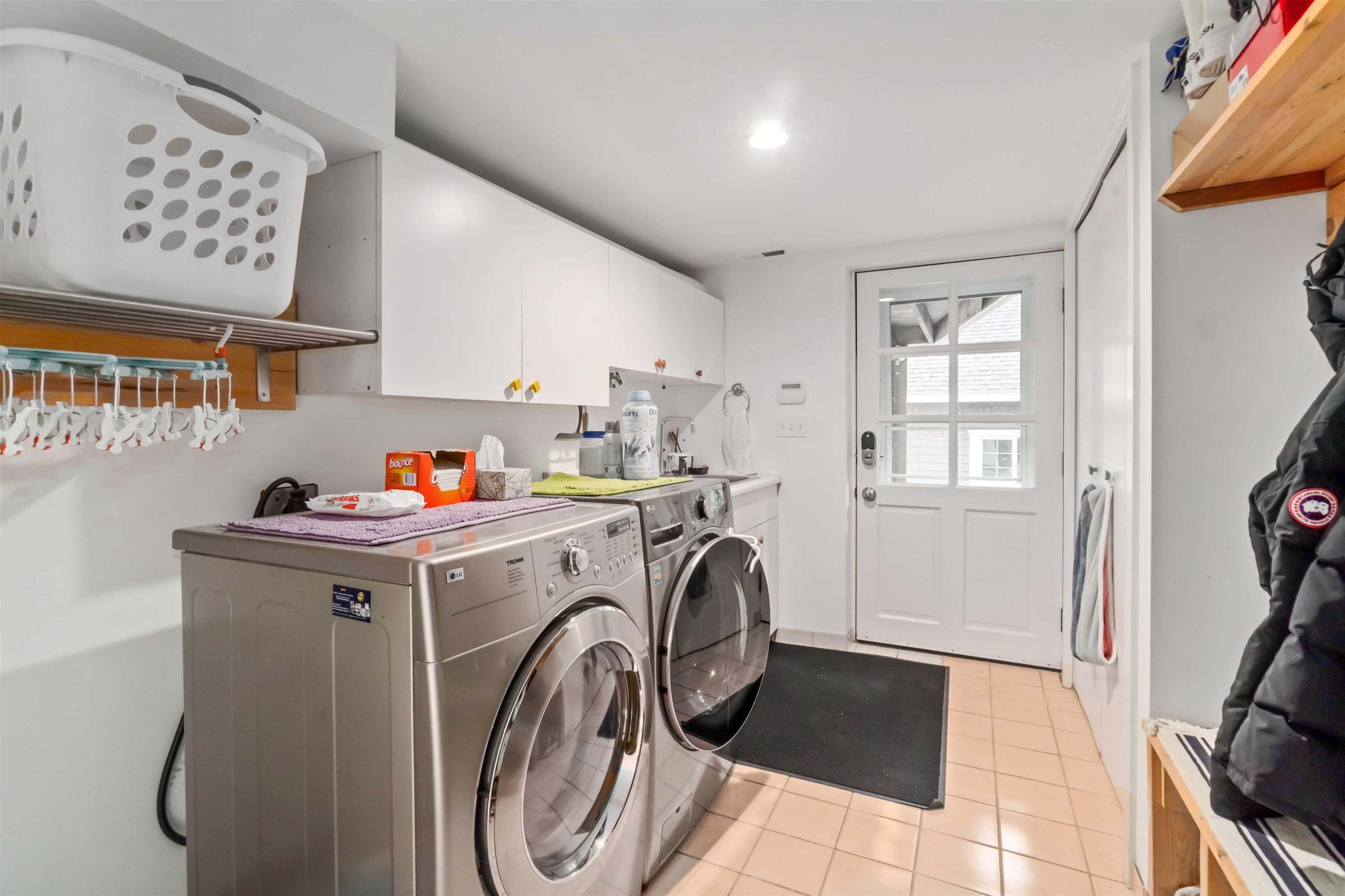 3322 38Th Avenue W, Vancouver, BC