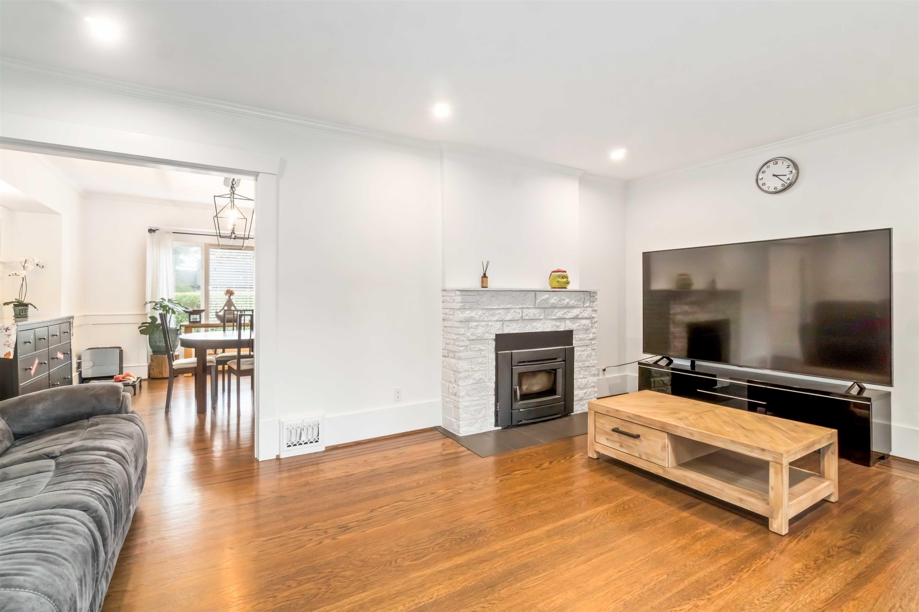 3322 38Th Avenue W, Vancouver, BC