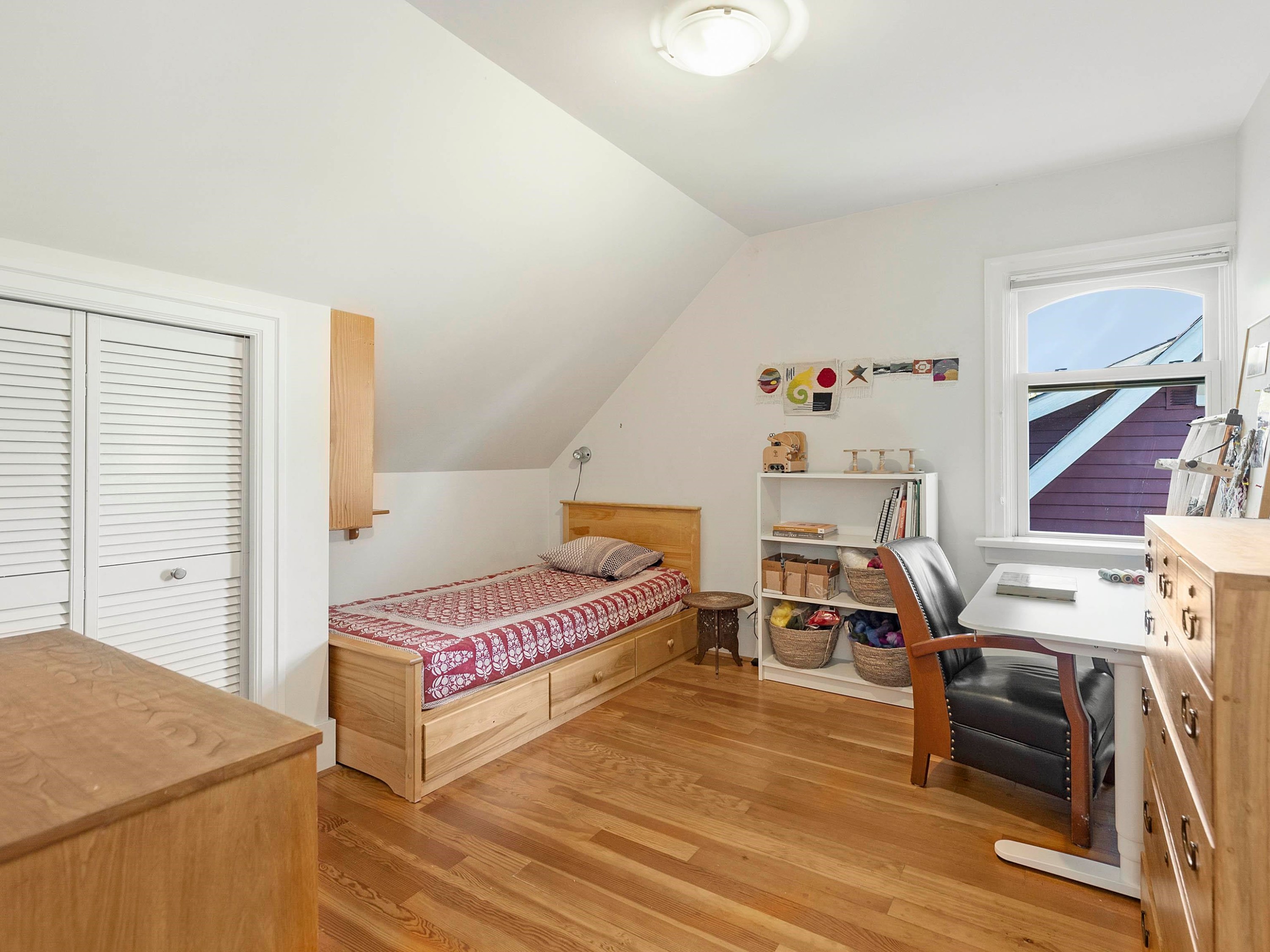 4269 13Th Avenue W, Vancouver, BC