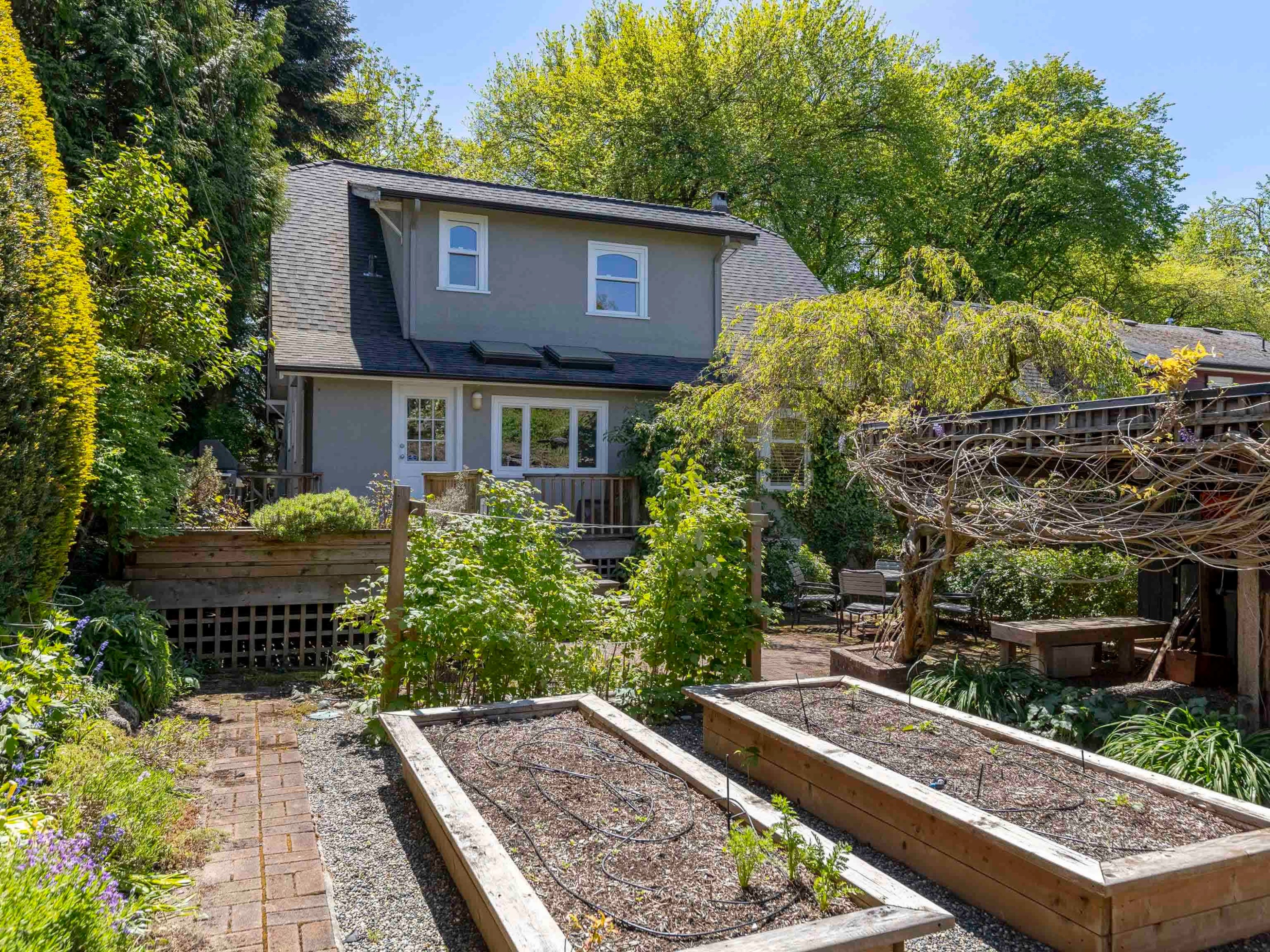 4269 13Th Avenue W, Vancouver, BC