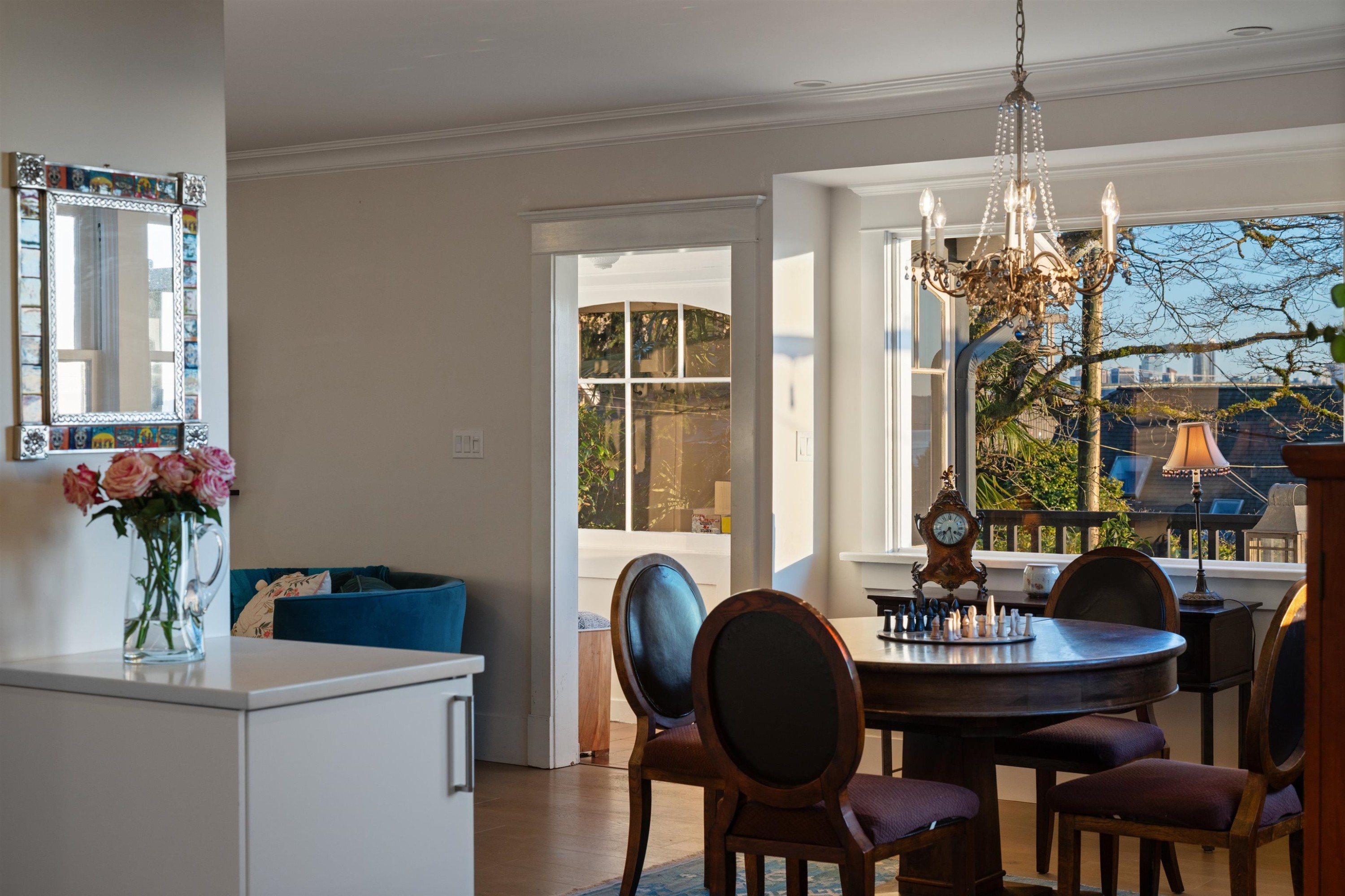 1073 Clyde Avenue, West Vancouver, BC