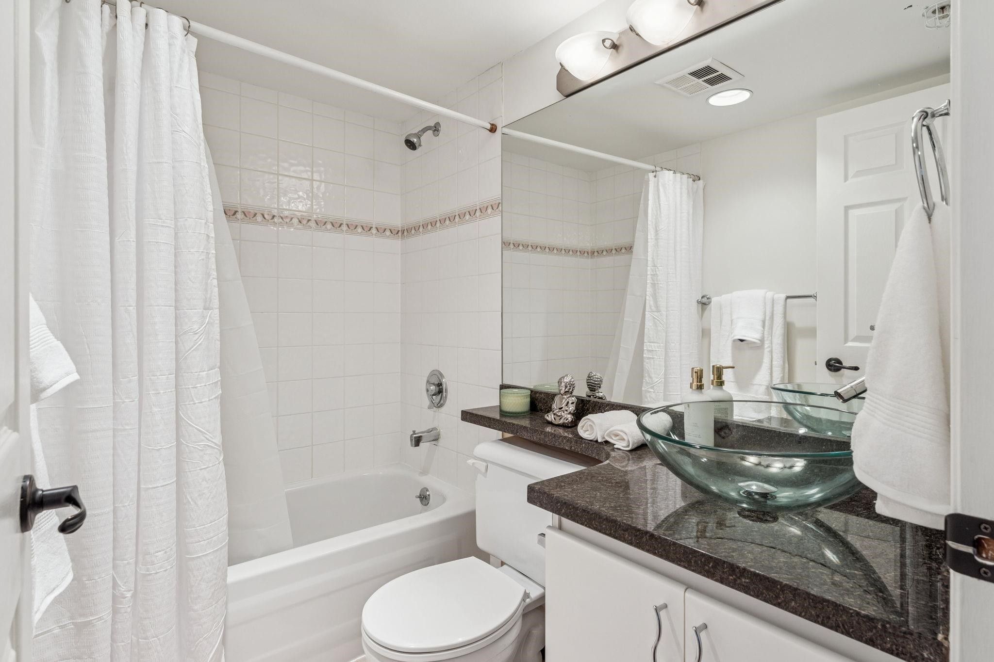 1202-1188 Richards Street, Vancouver, BC