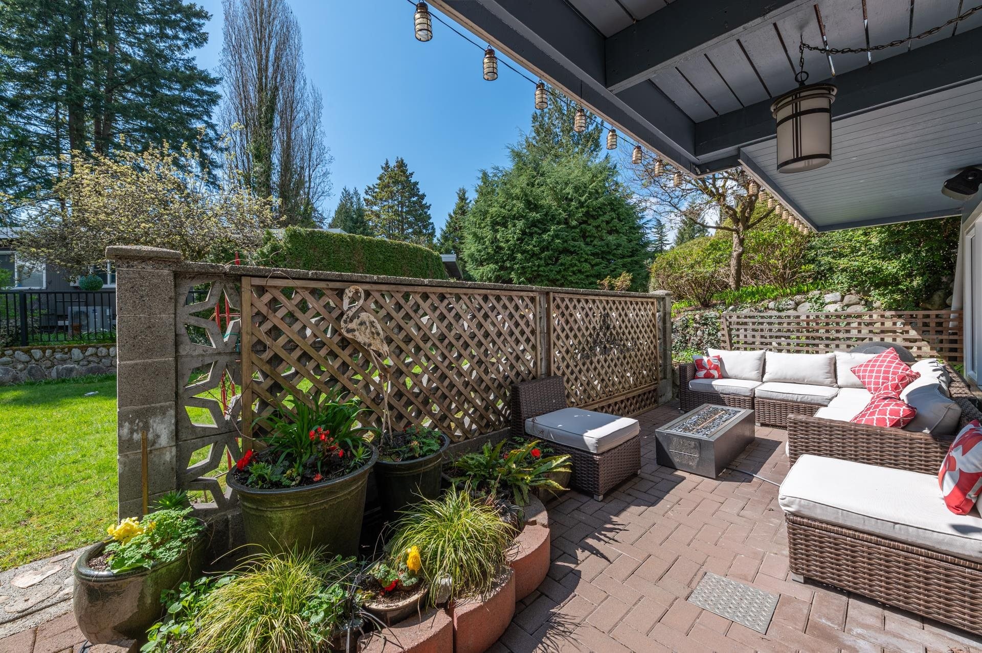 3669 Edgemont Boulevard, North Vancouver, BC