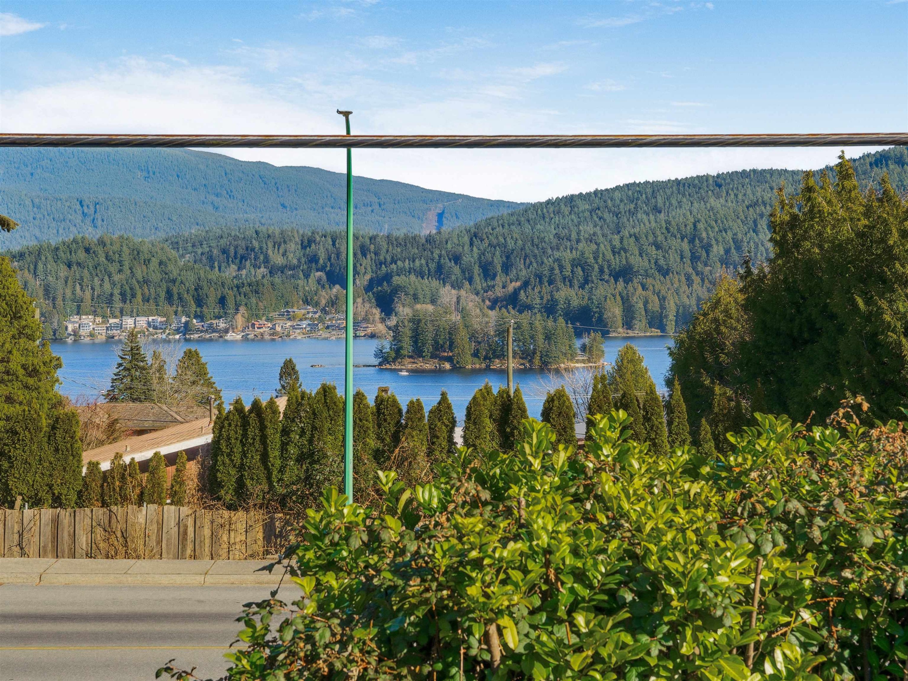 4254 Caddy Road, North Vancouver, BC