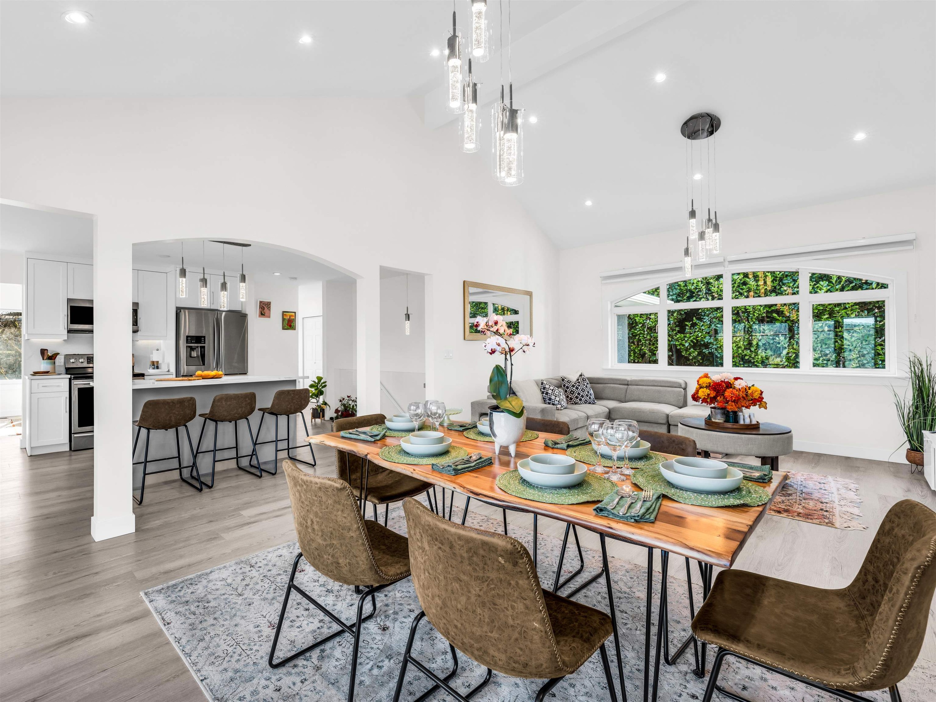 4254 Caddy Road, North Vancouver, BC