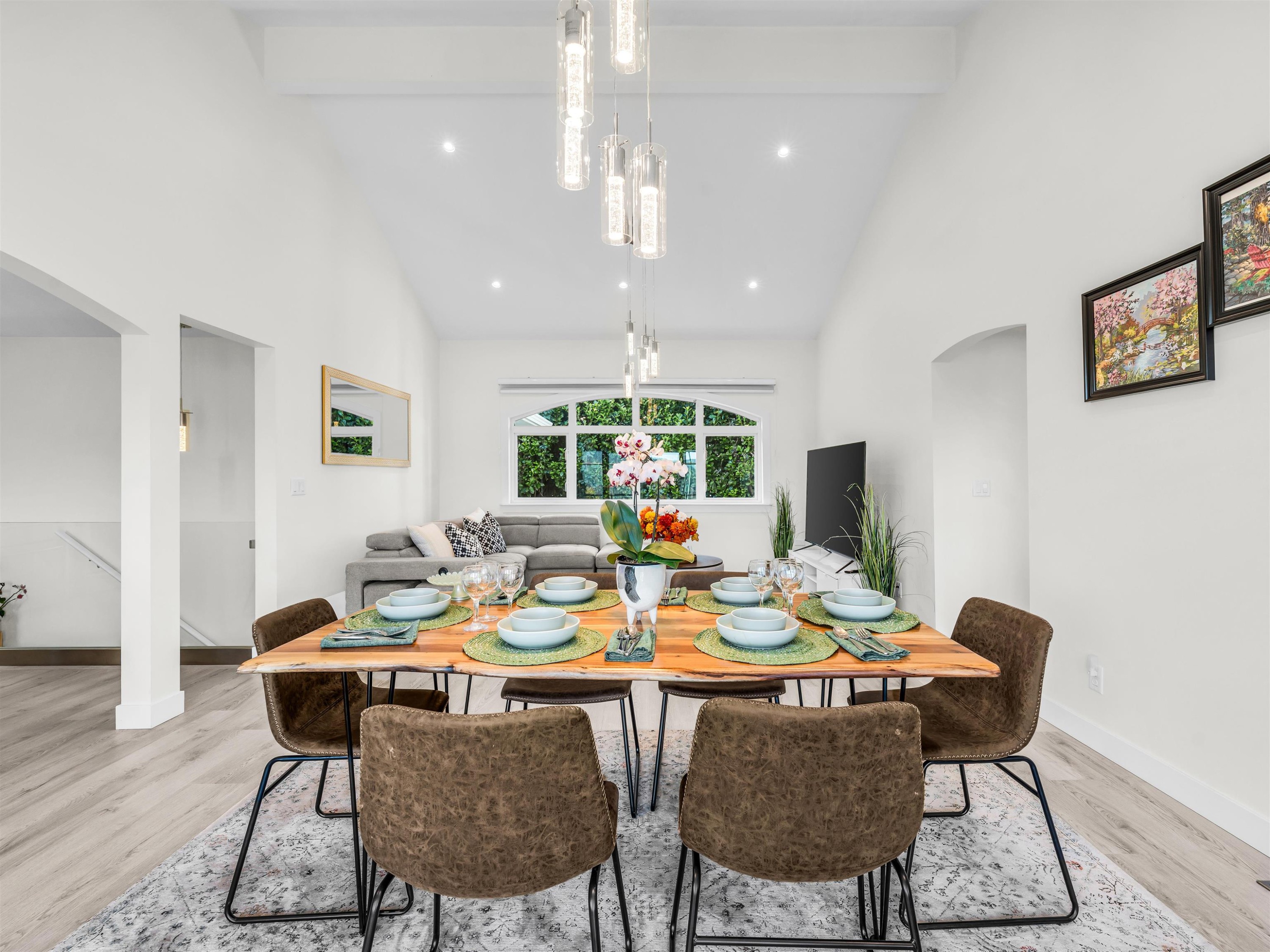 4254 Caddy Road, North Vancouver, BC