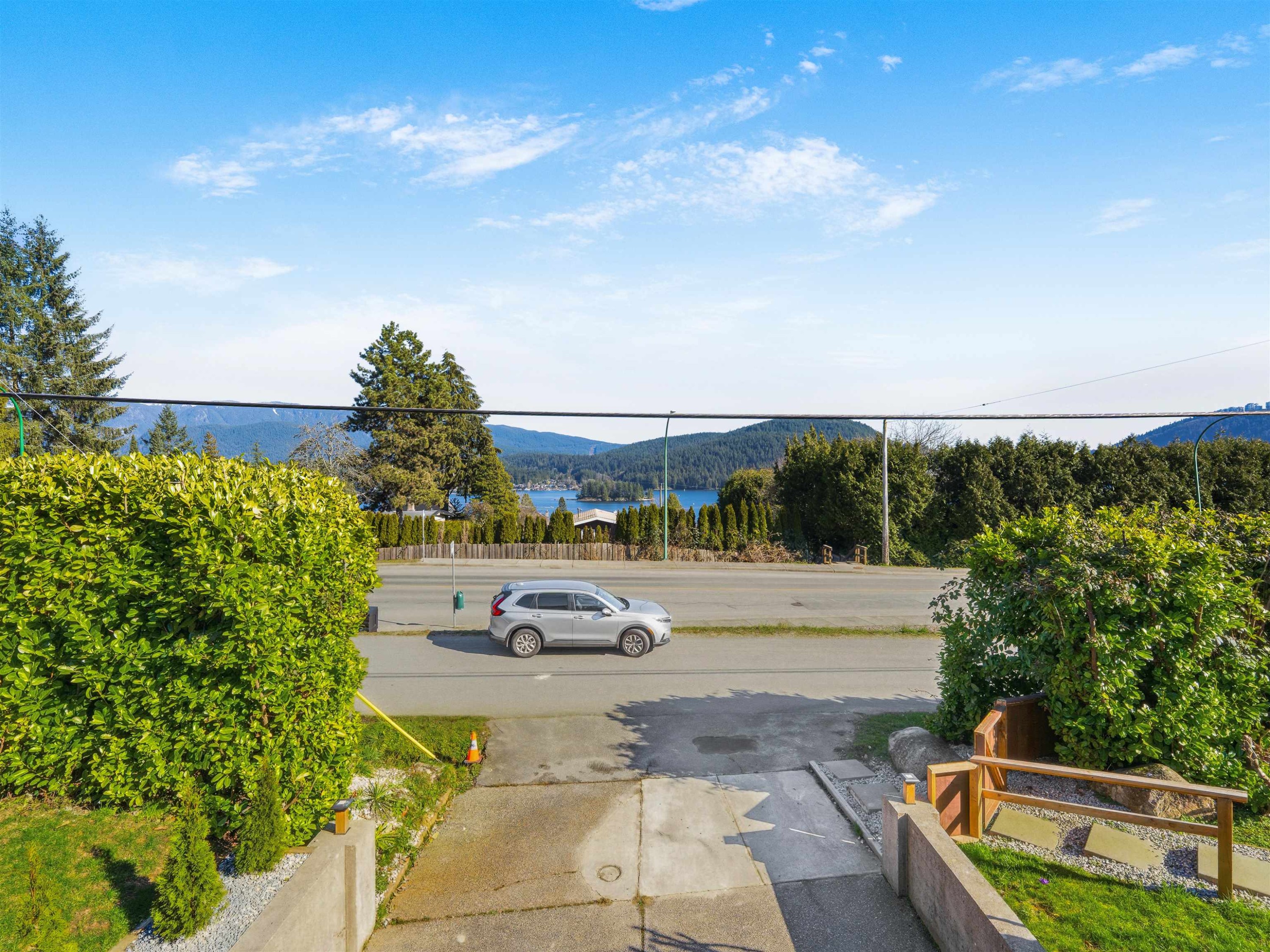 4254 Caddy Road, North Vancouver, BC