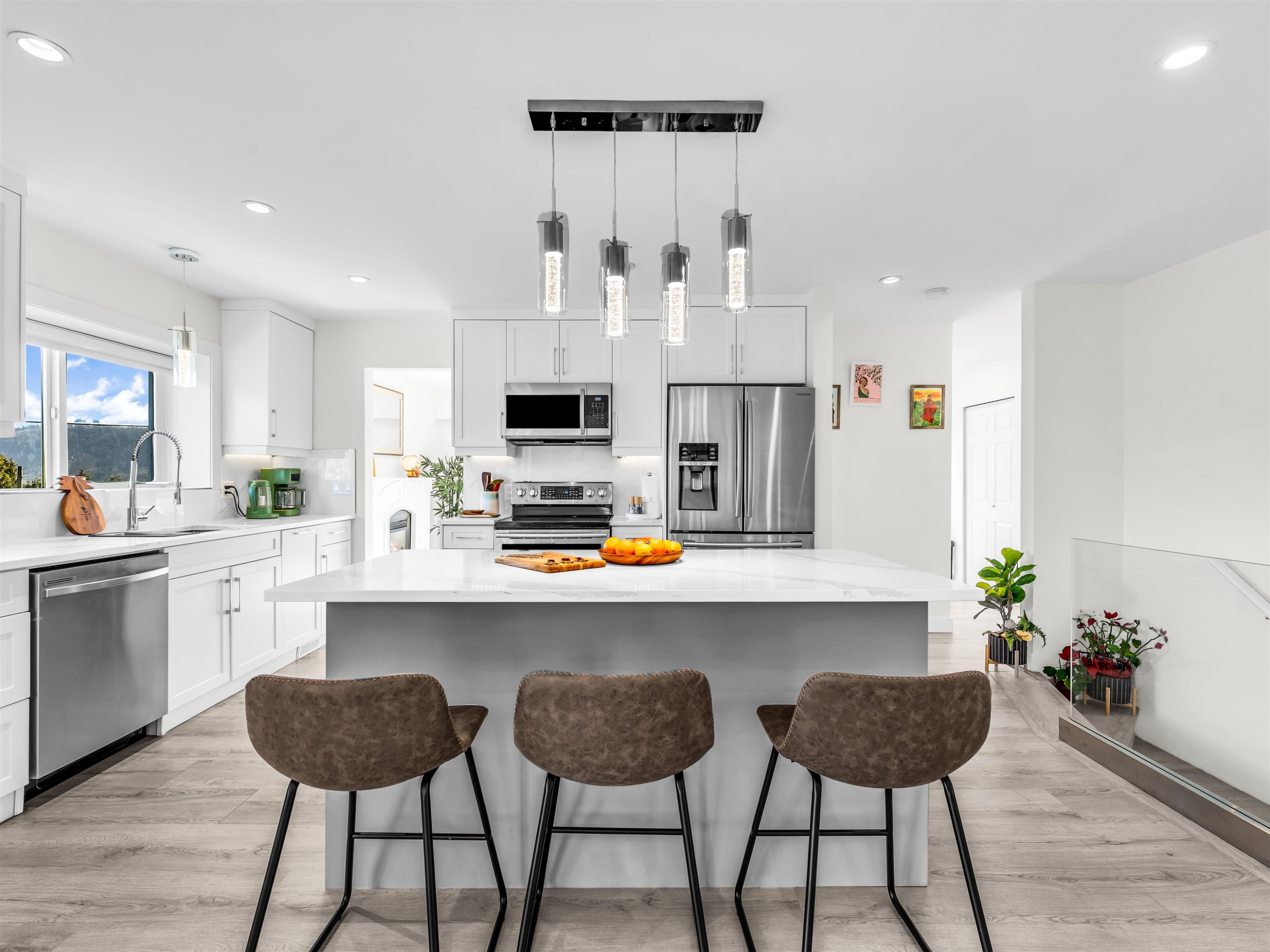 4254 Caddy Road, North Vancouver, BC