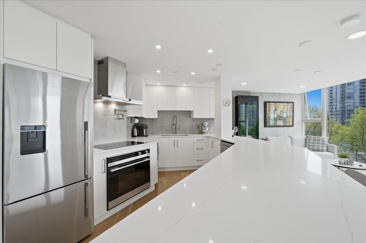 603-1009 Expo Boulevard, Vancouver, BC