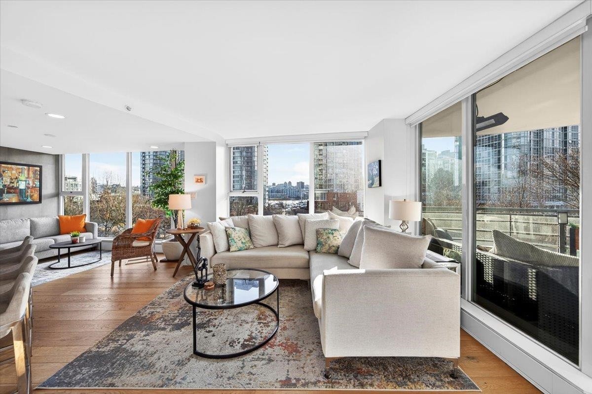603-1009 Expo Boulevard, Vancouver, BC